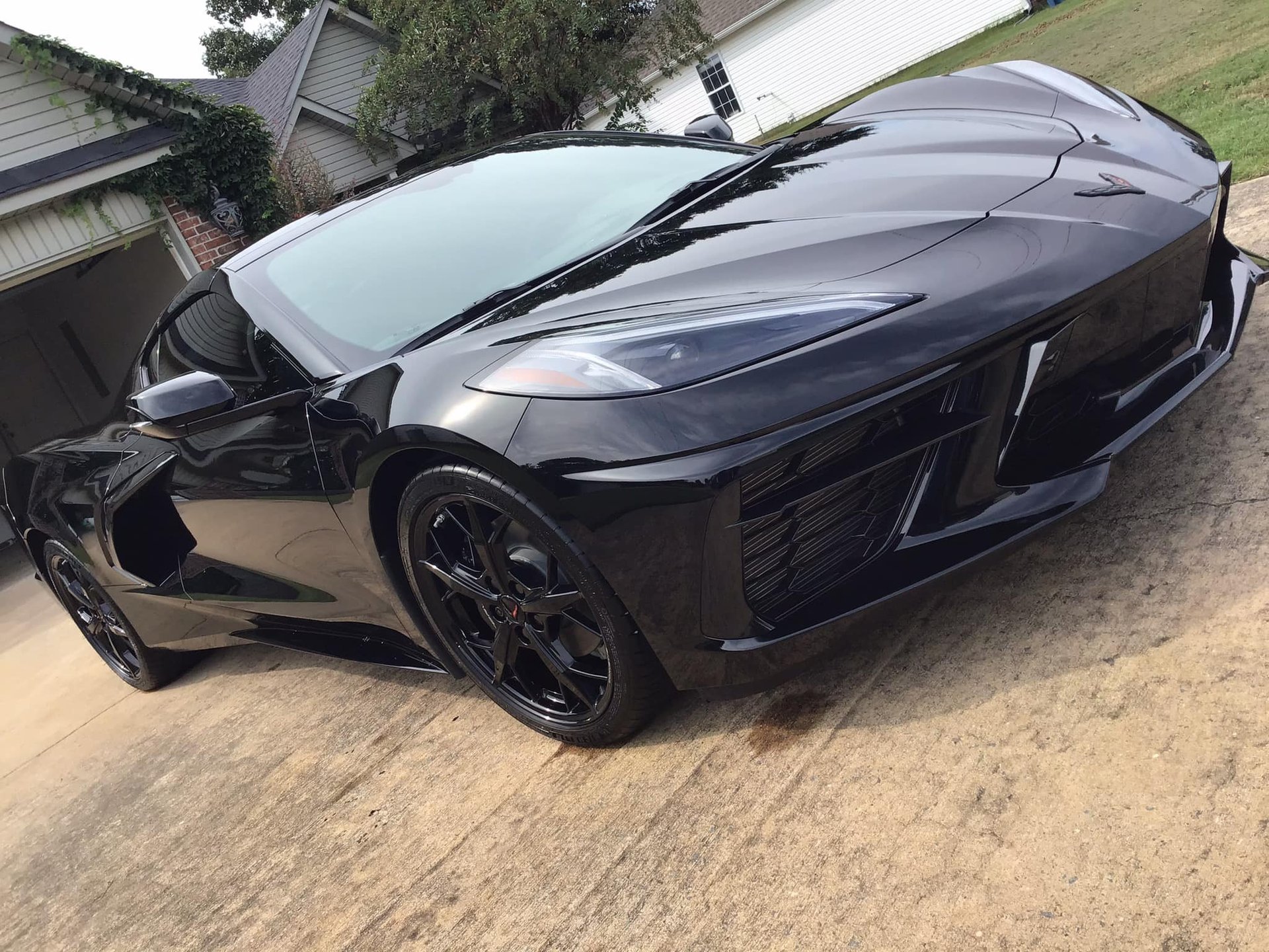 black and white bed linen
