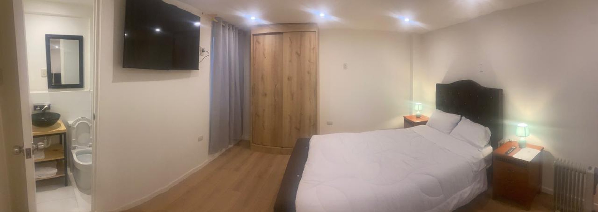 black and white bed linen