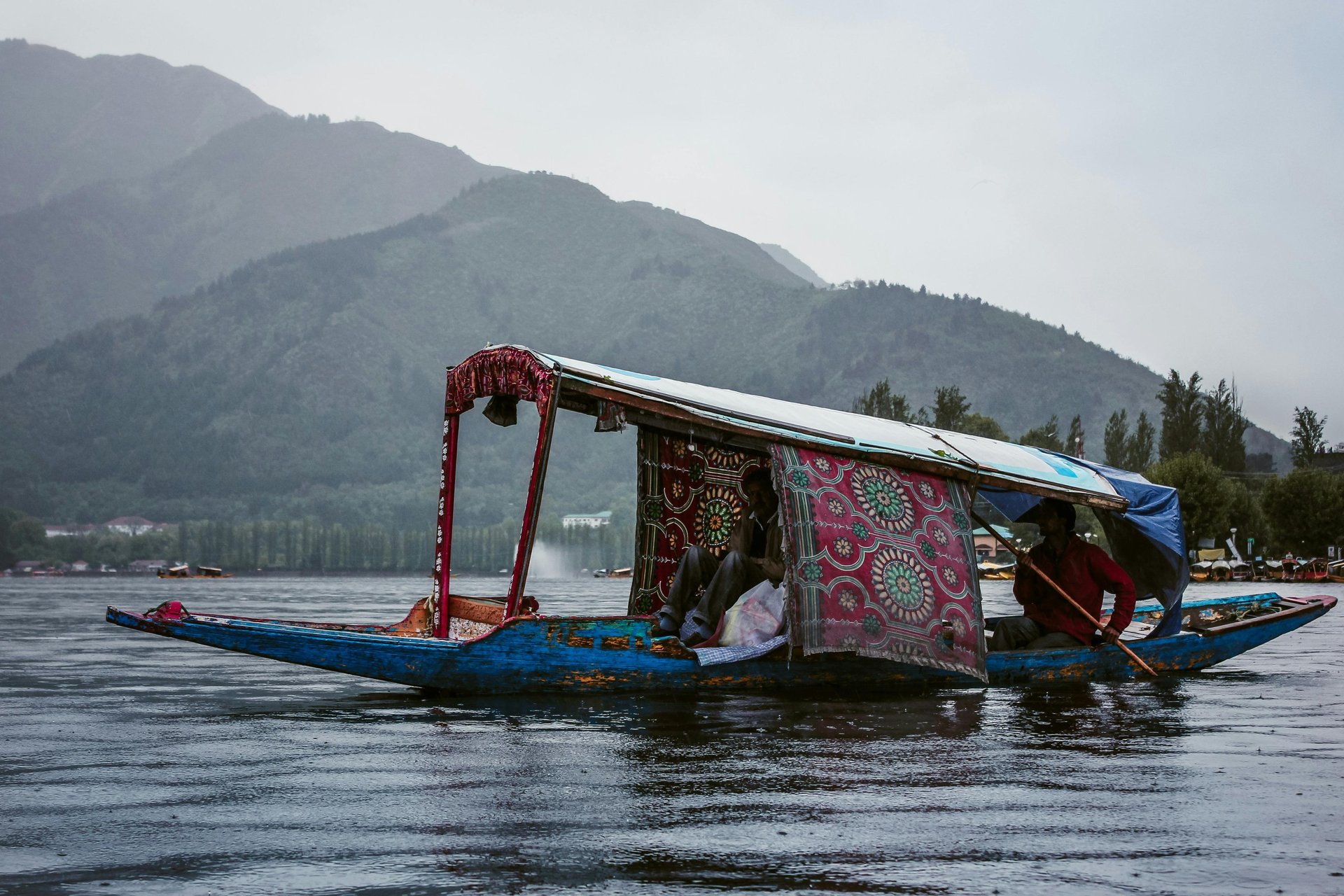 Explore Kashmir with Soma Journeys