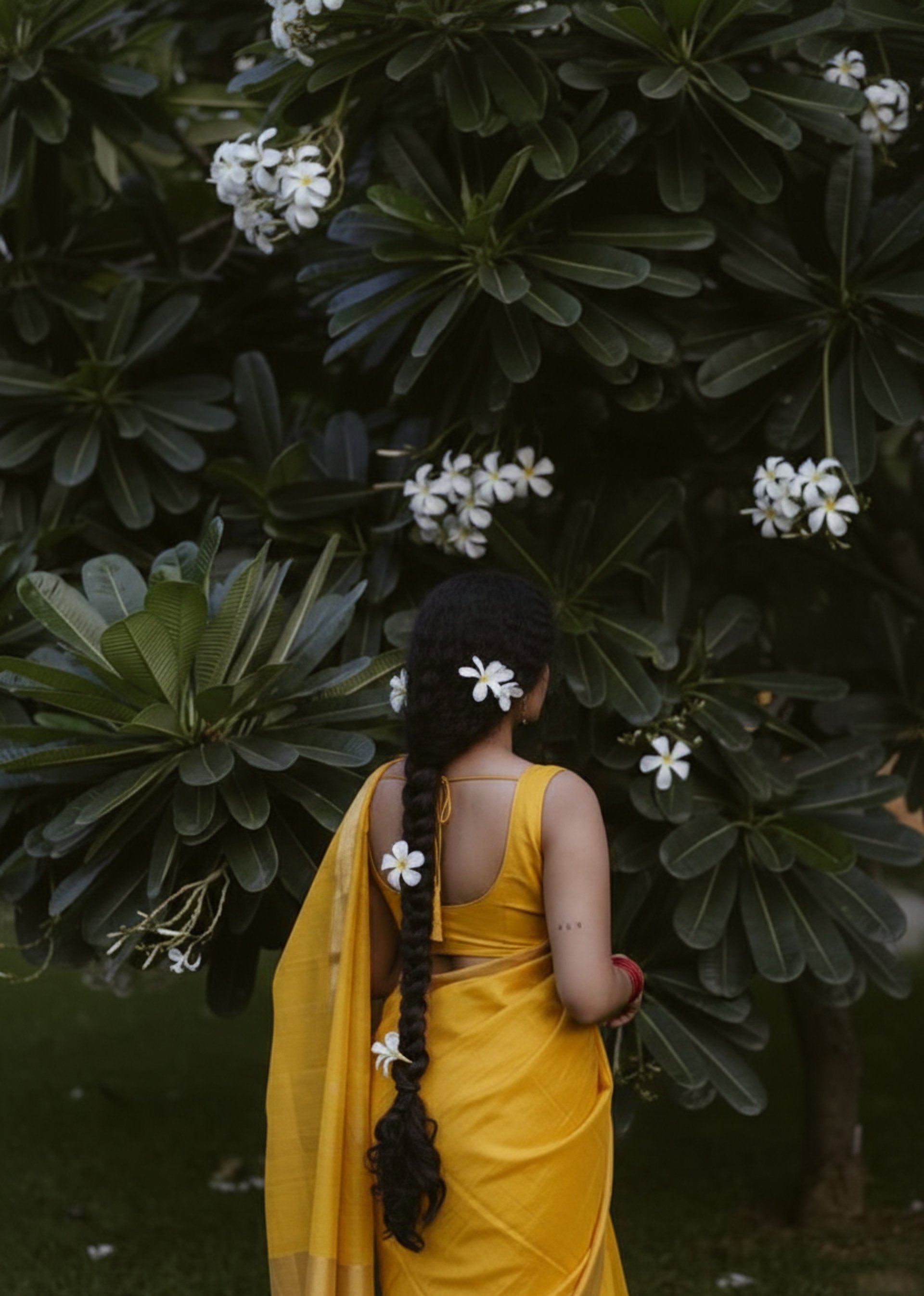 gold and silver beaded bracelet