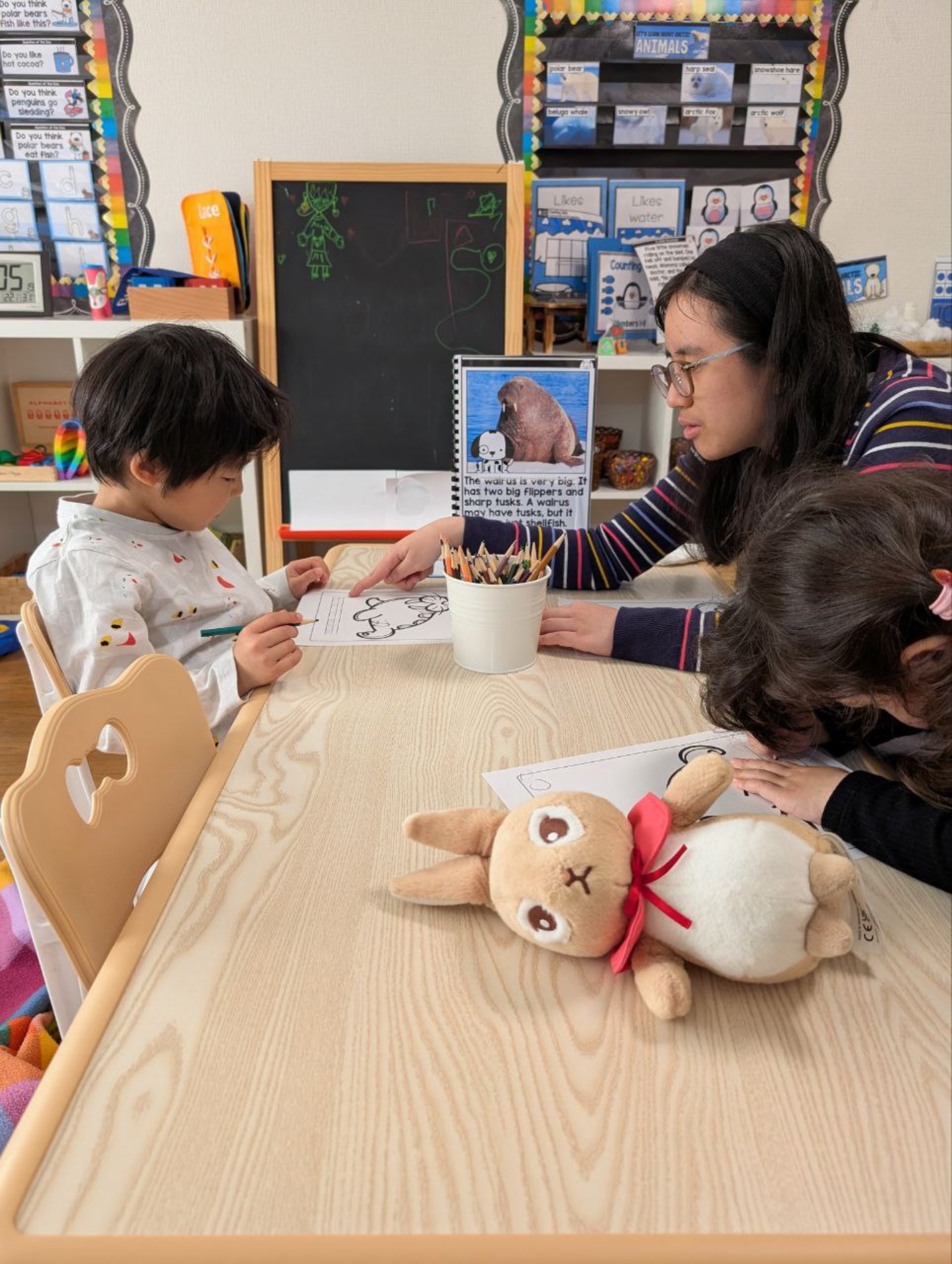 black and white bed linen
