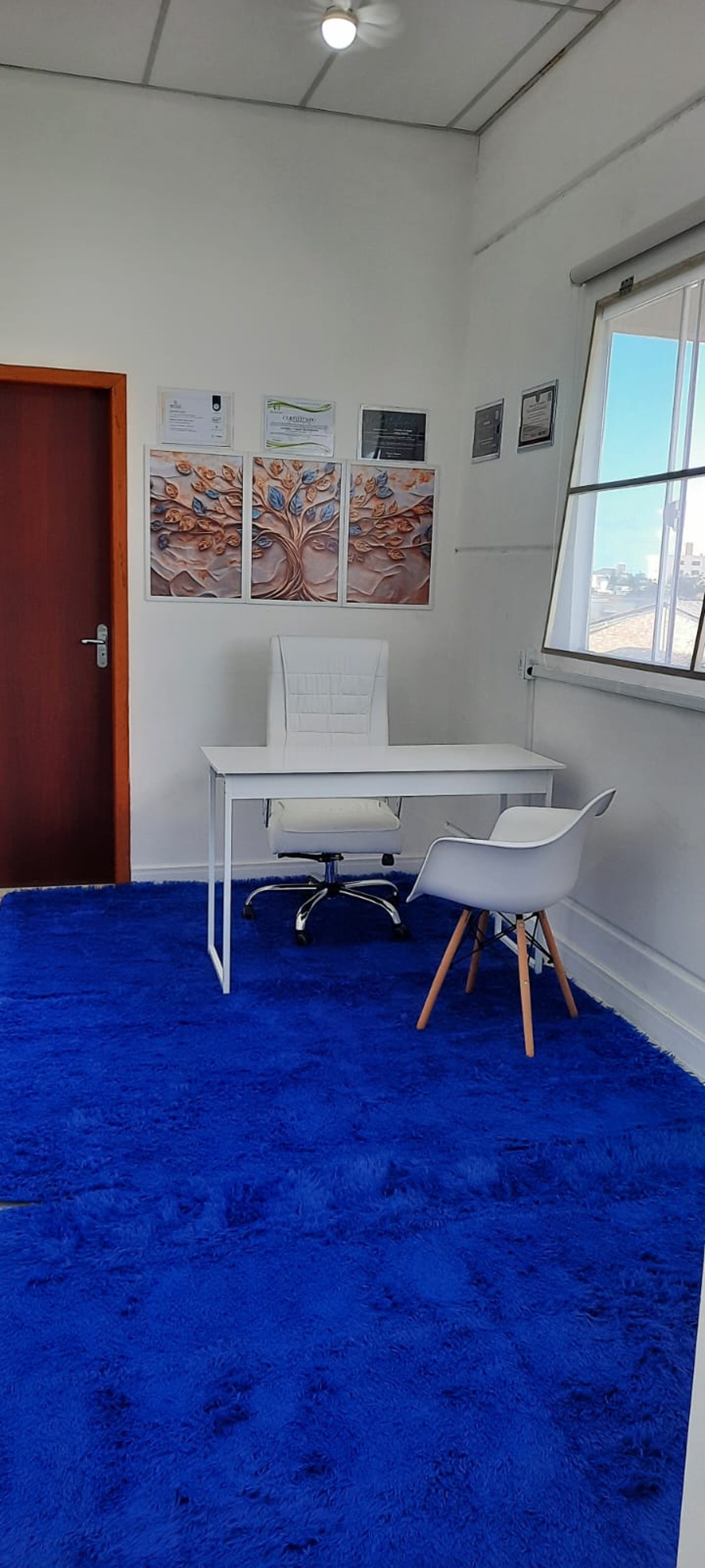 black and brown leather padded tub sofa