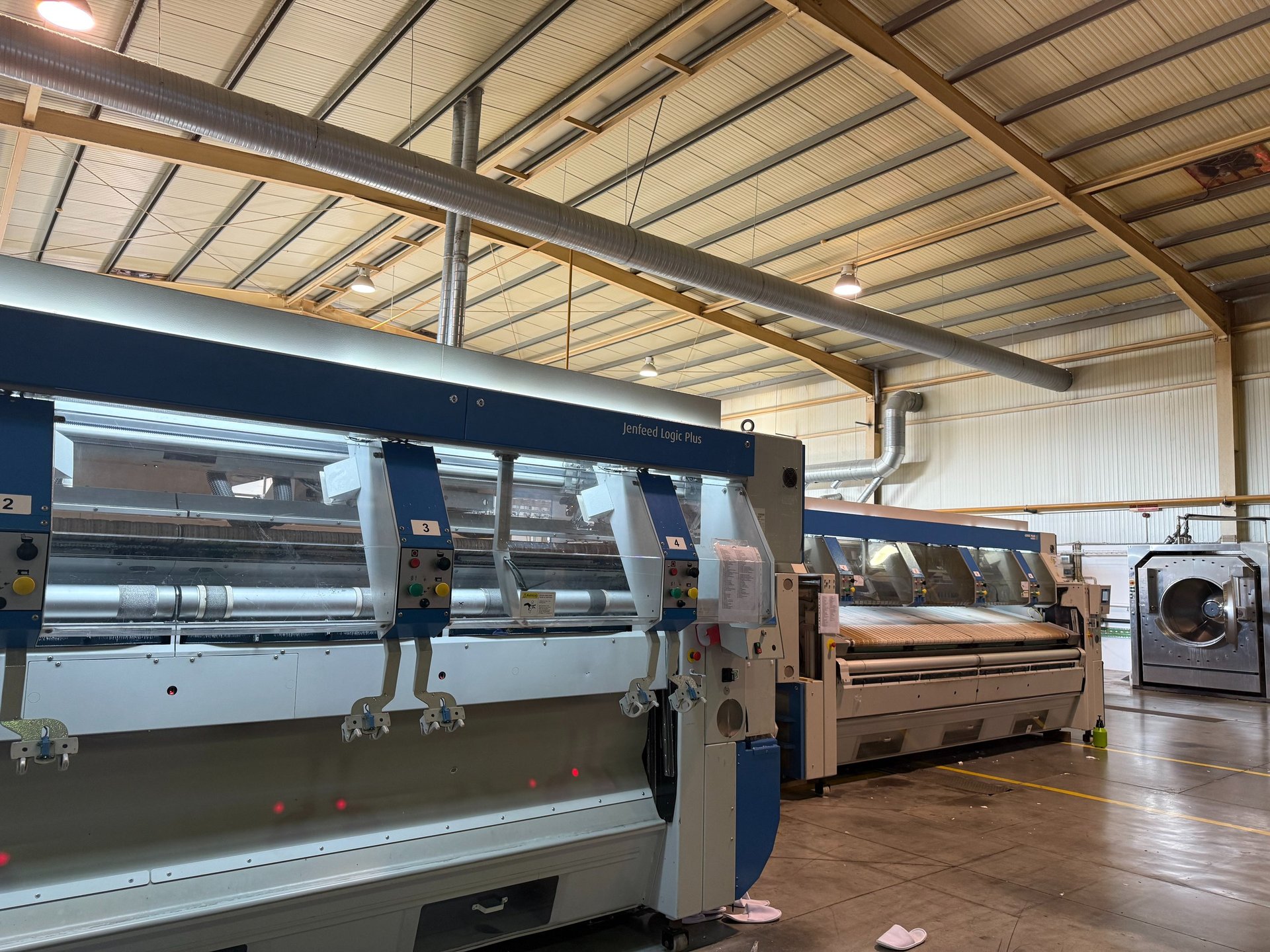 black and brown leather padded tub sofa