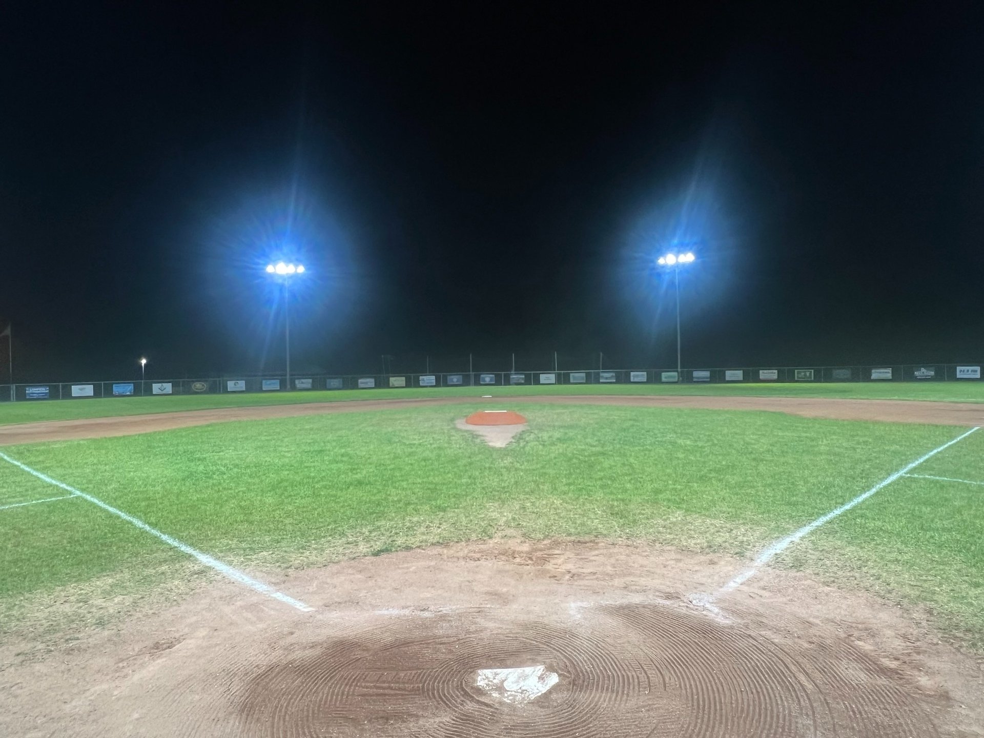 black and brown leather padded tub sofa