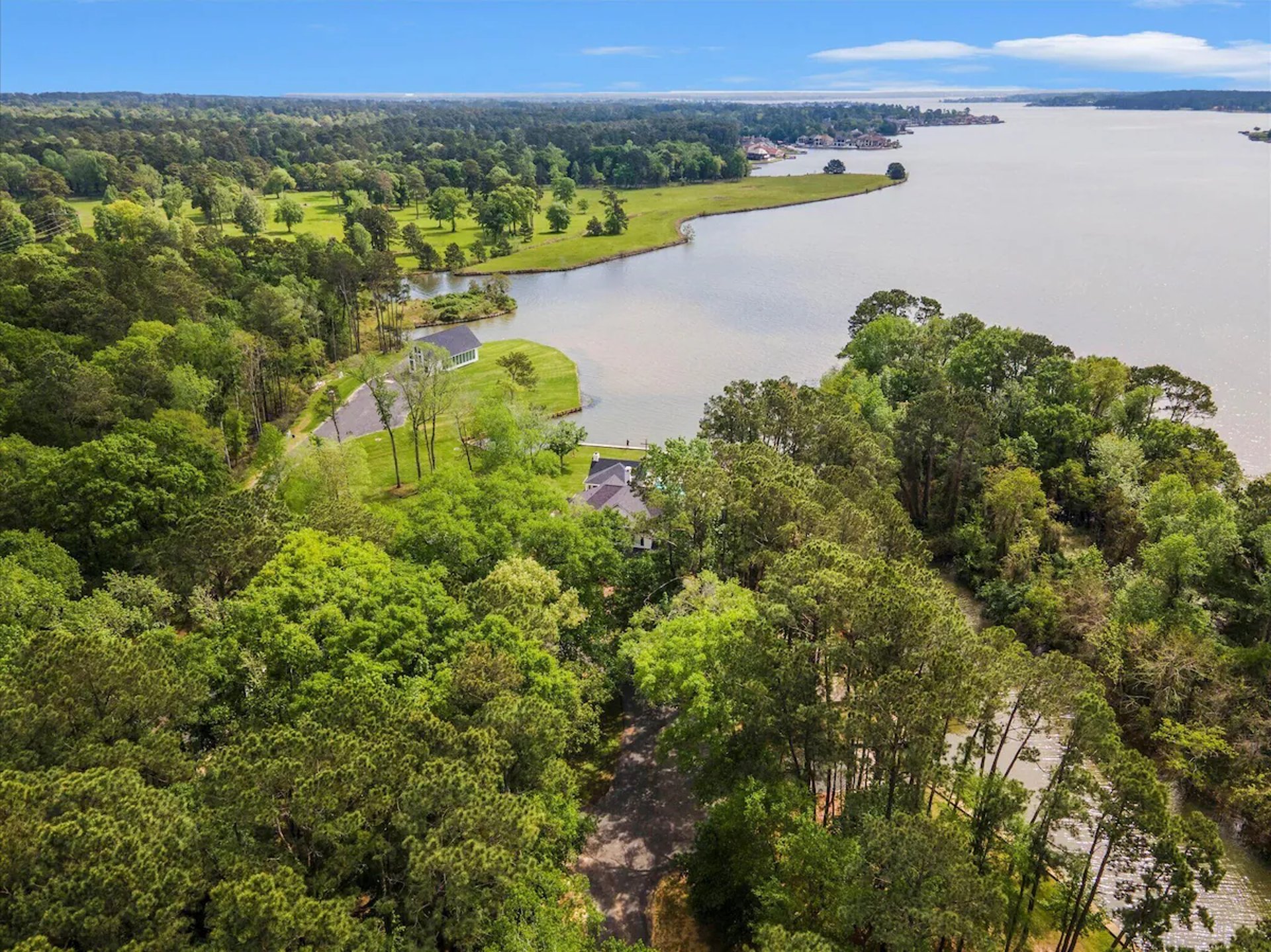 woman wearing white long-sleeved shirt