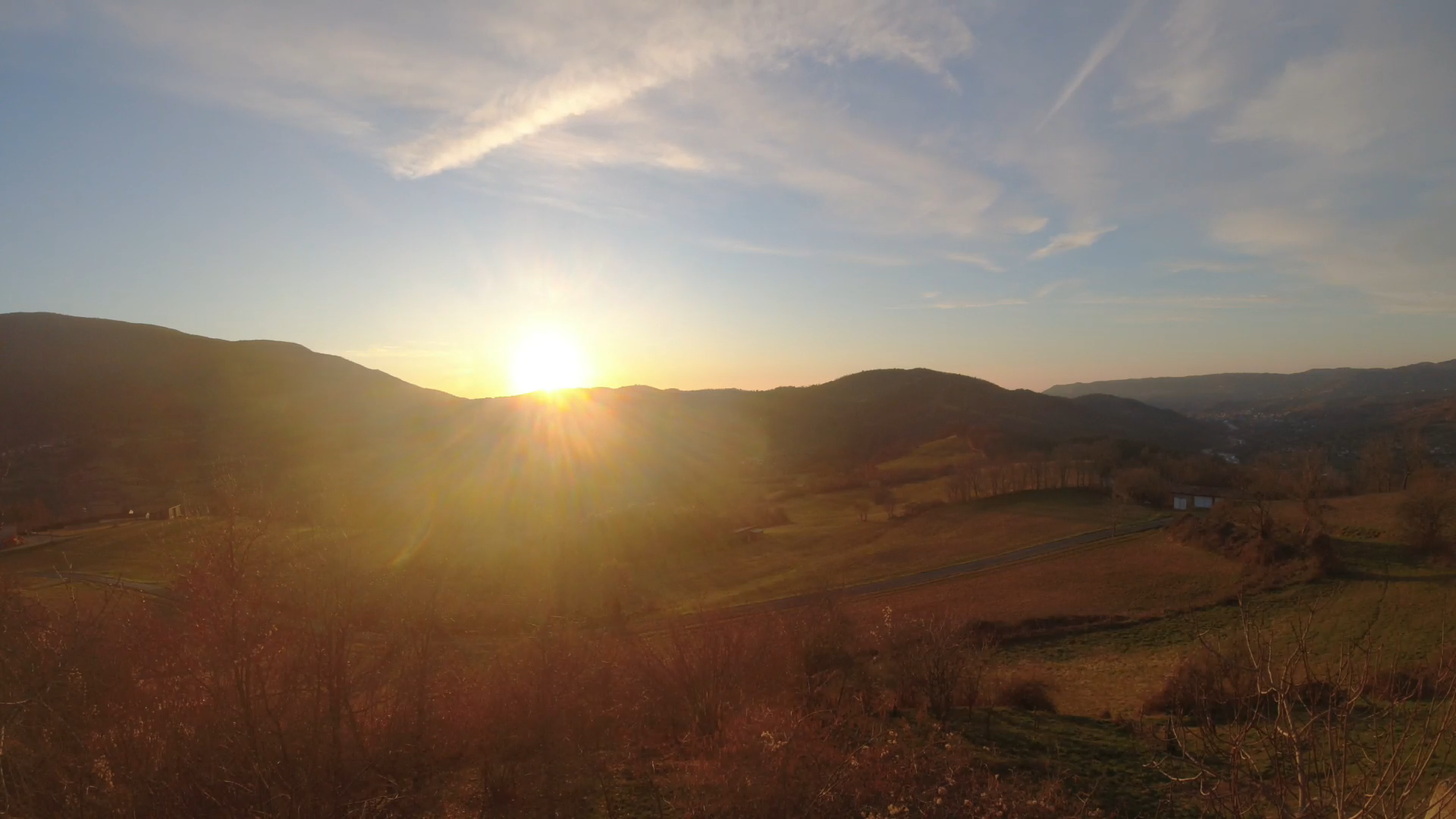 gray computer monitor