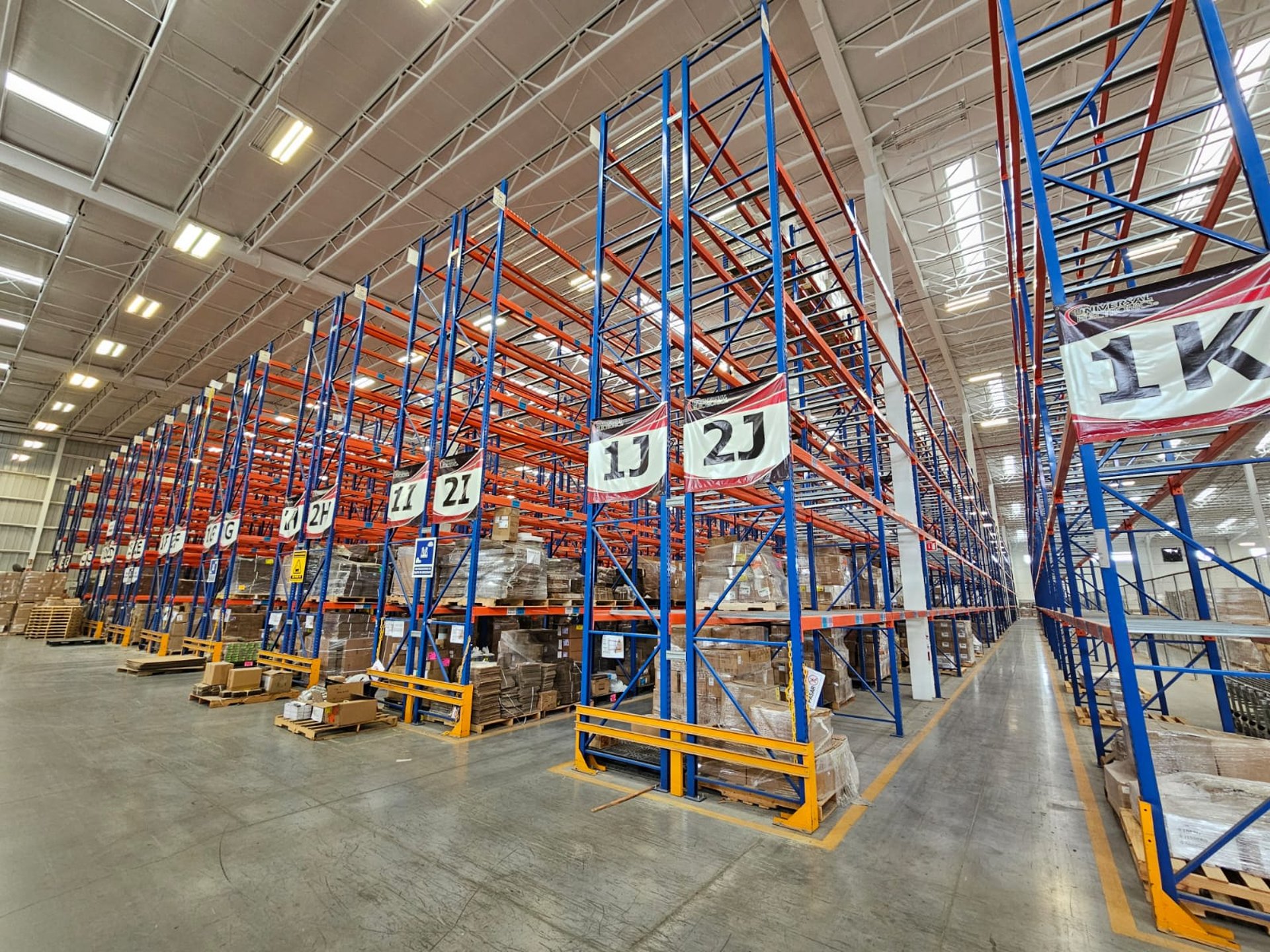 black and brown leather padded tub sofa