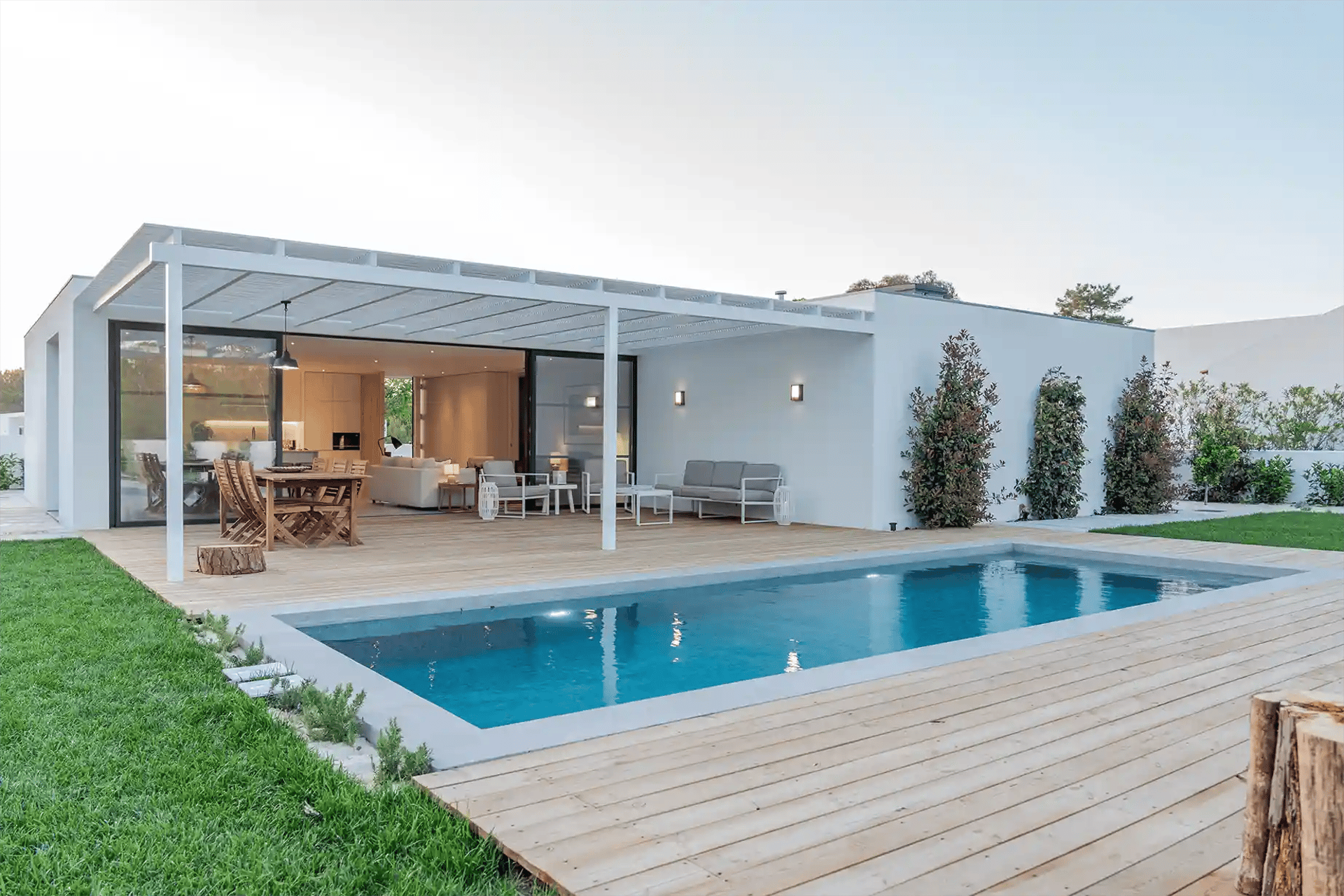 casa-moderna-con-piscina-privada-y-terraza-alojamiento-turastico-ideal-para-estancias-en-espaa--a