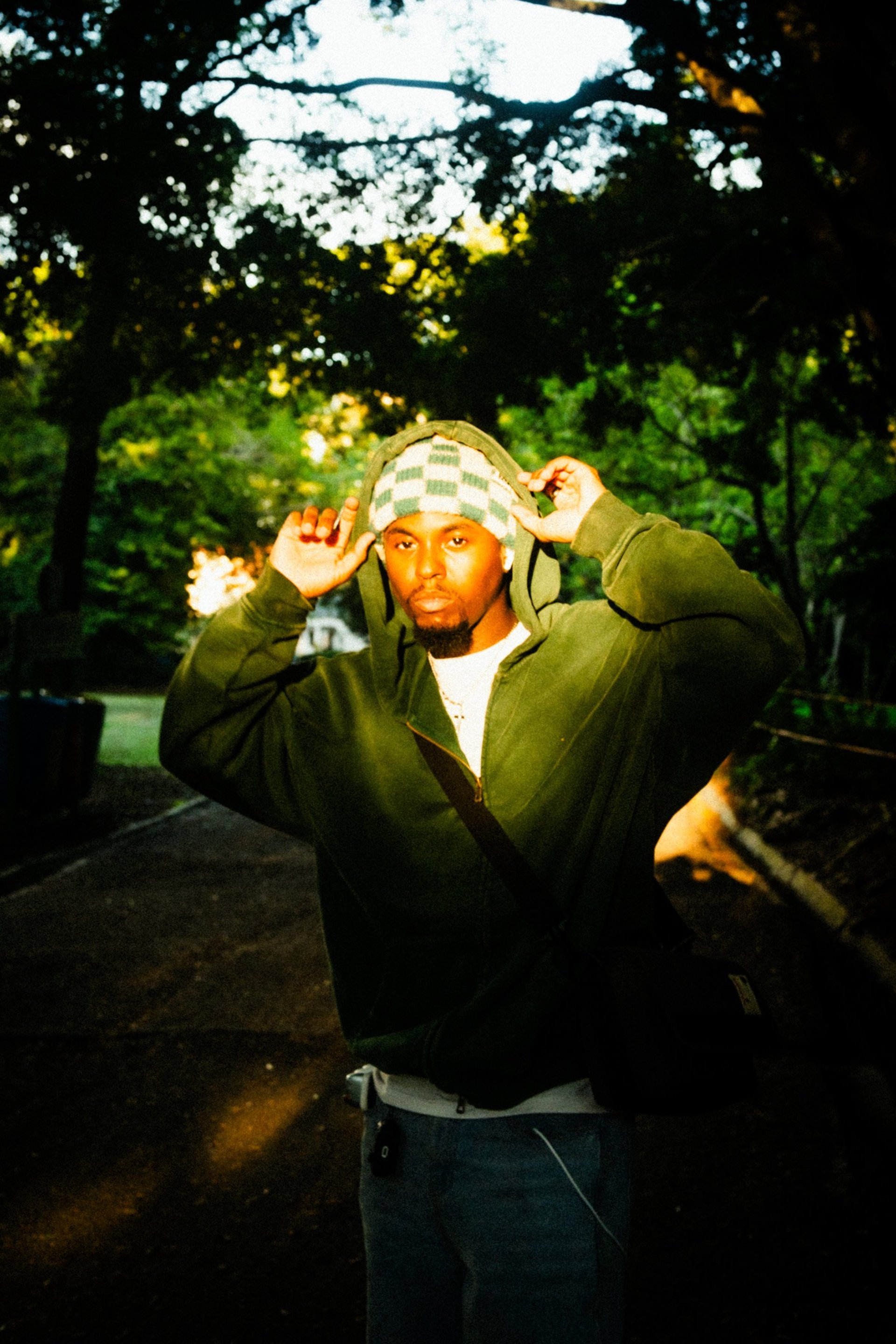 black and white bed linen