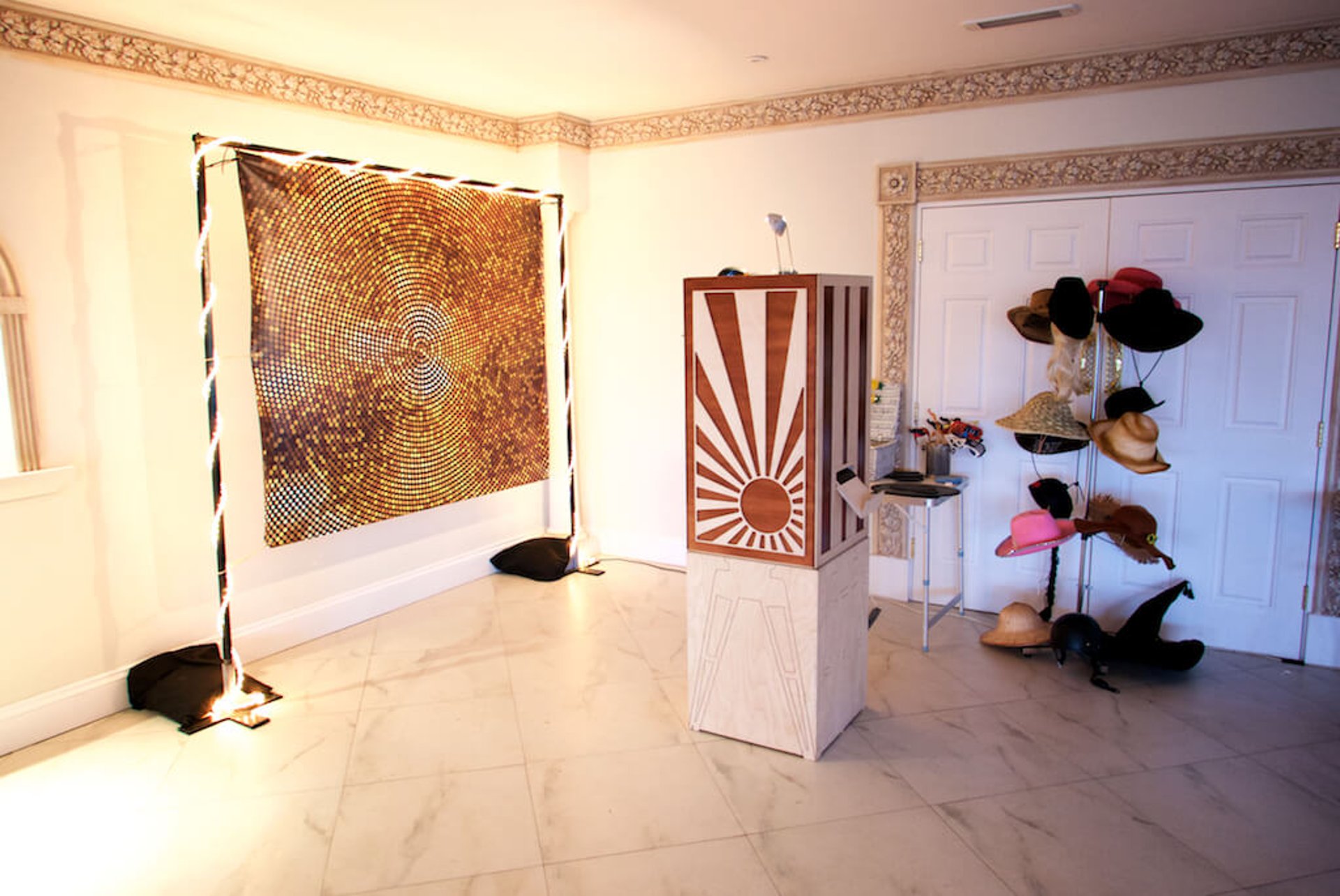 photobooth intérieur avec espace dédié aux photos