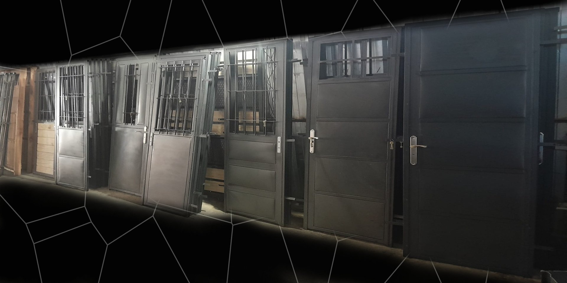 black and white bed linen