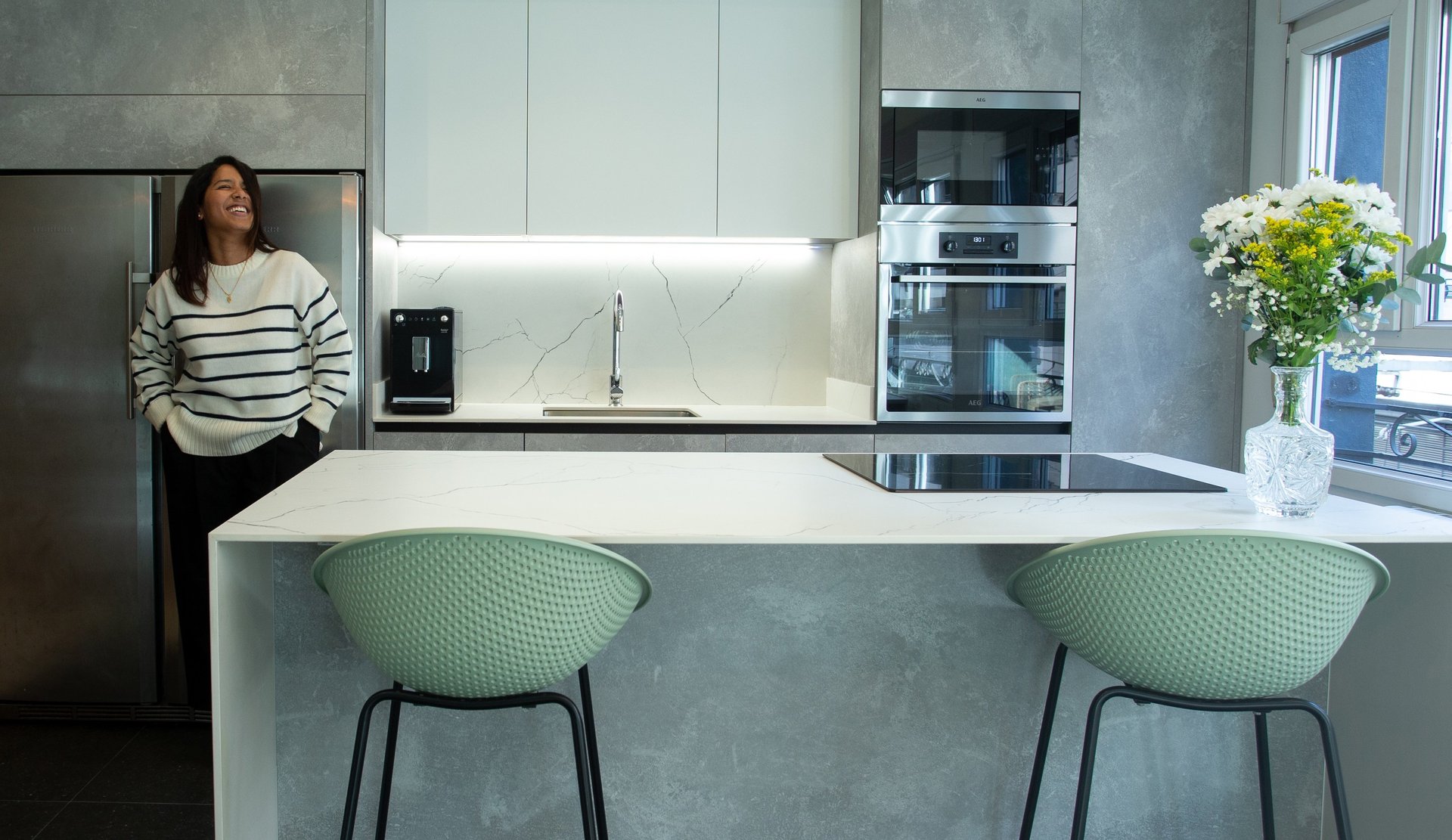 black and white bed linen