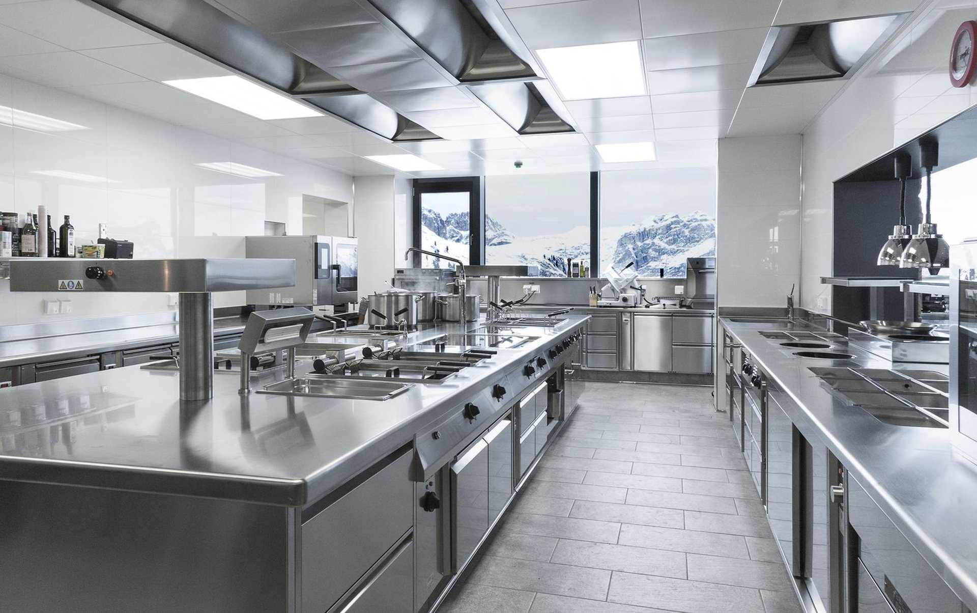 red an white industrial machine