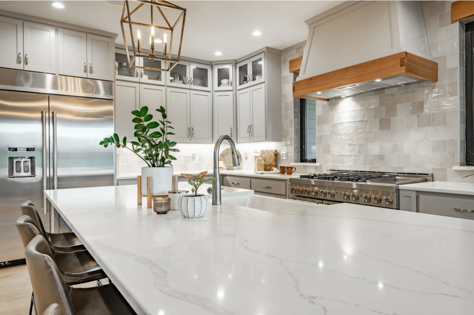 black and brown leather padded tub sofa