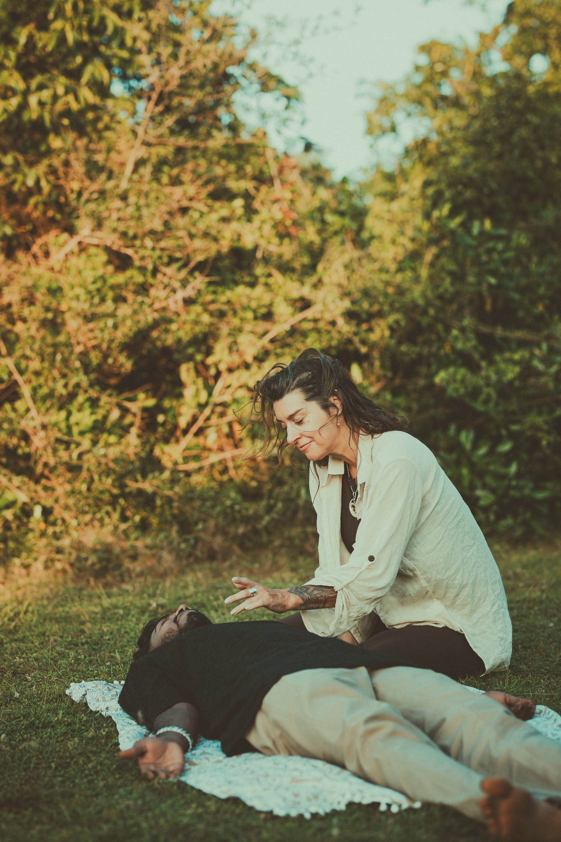 an abstract photo of a curved building with a blue sky in the background