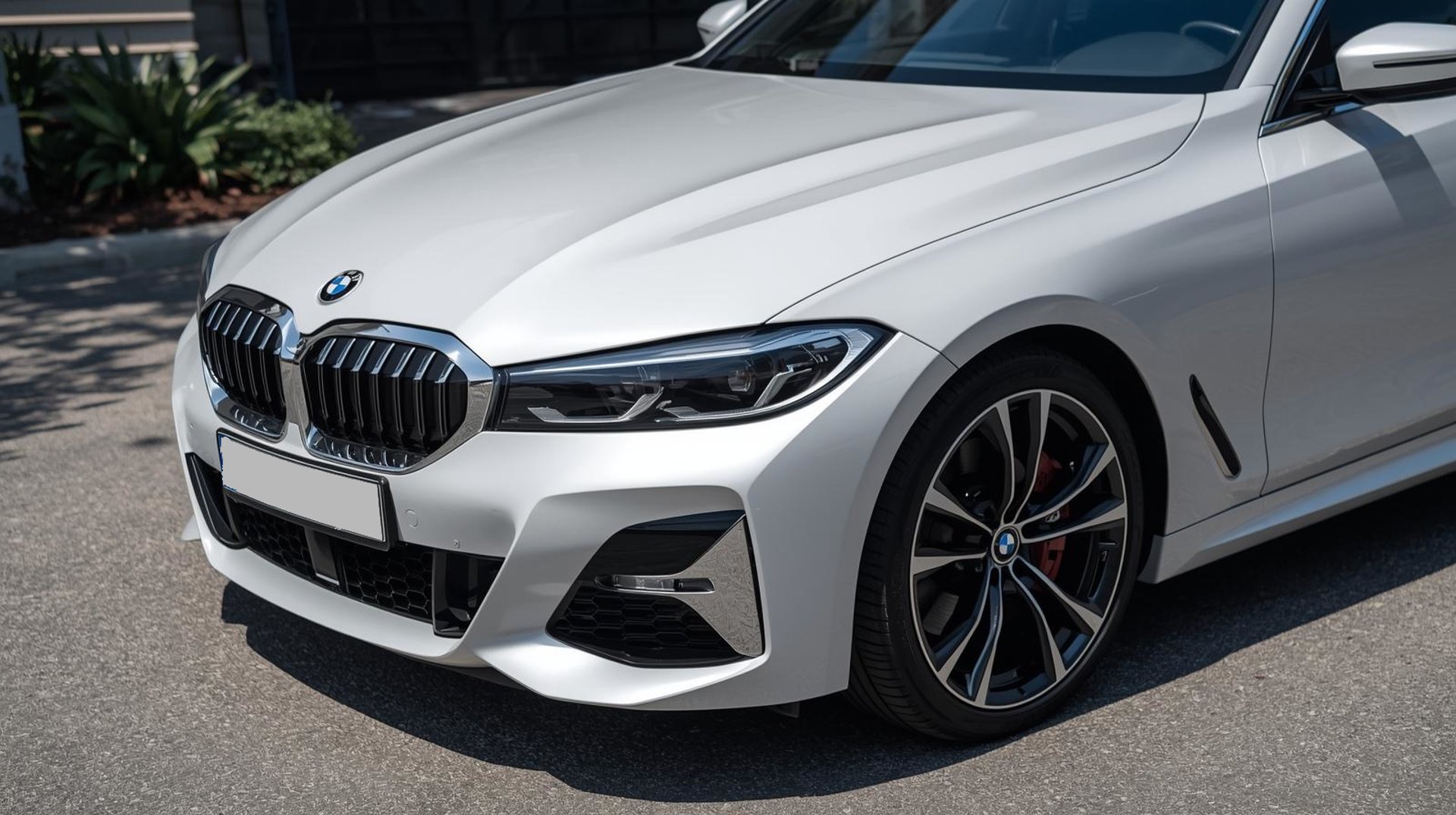 black and white bed linen