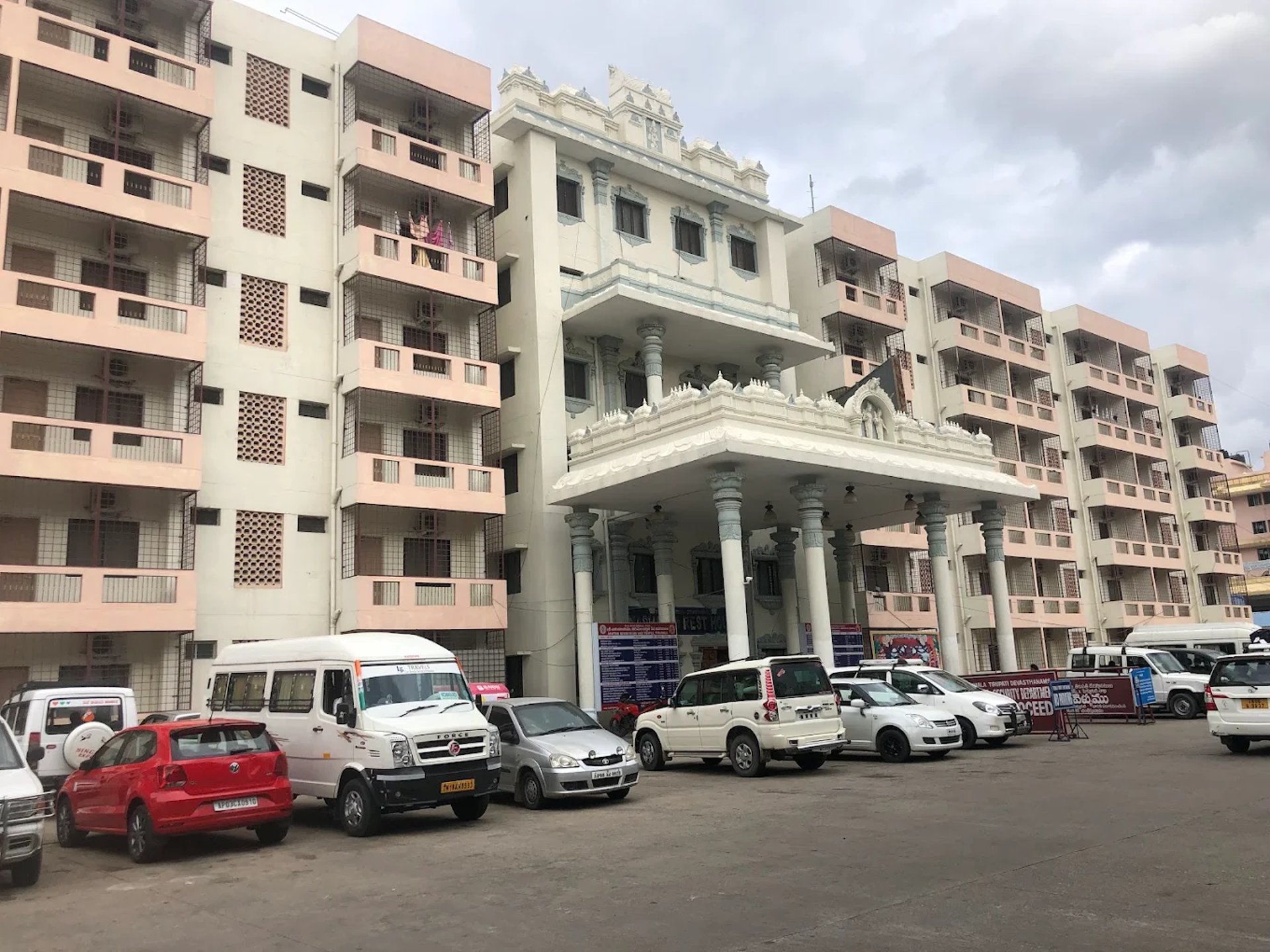 black and brown leather padded tub sofa