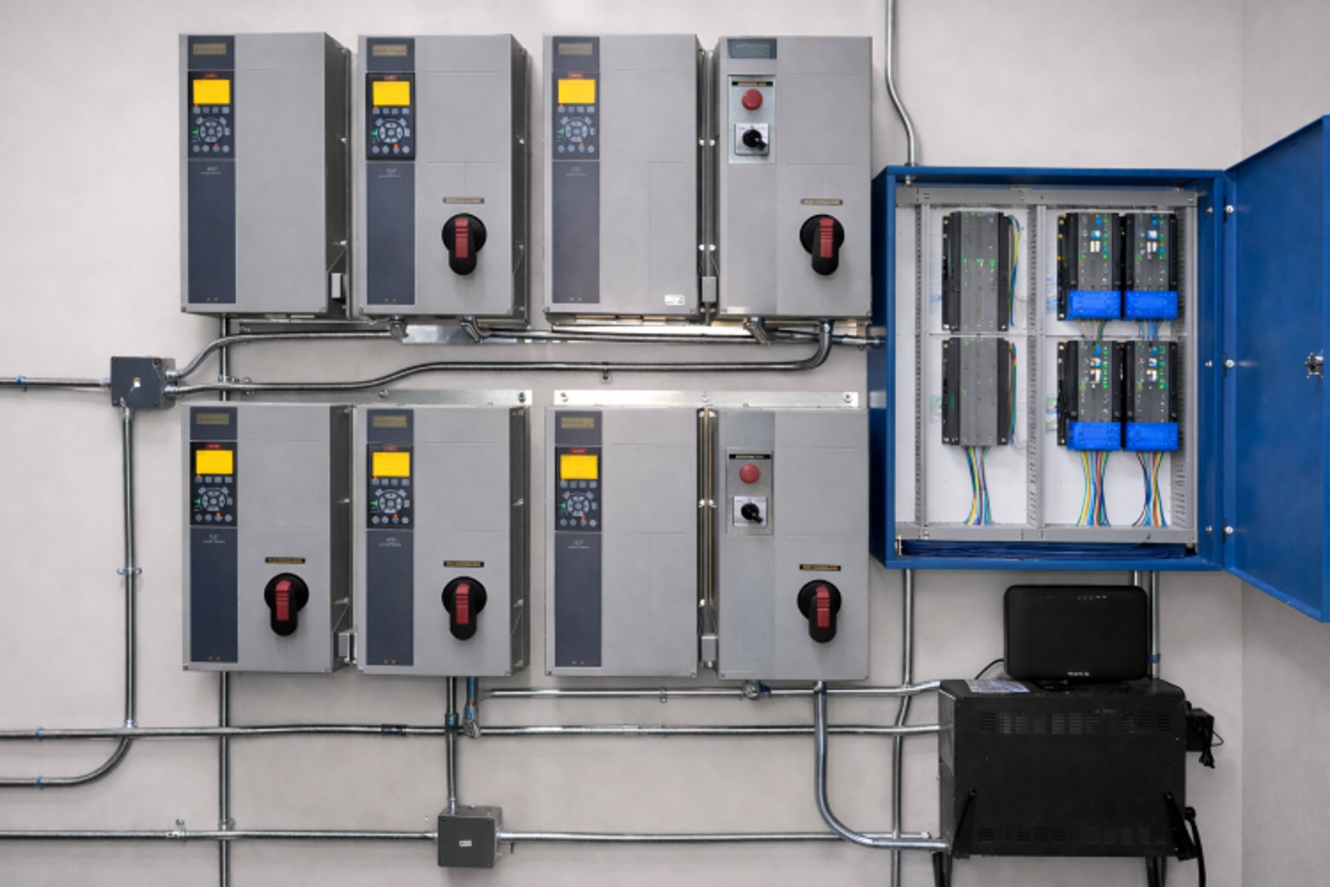 Building Automation panel control with Variable frequency drives 