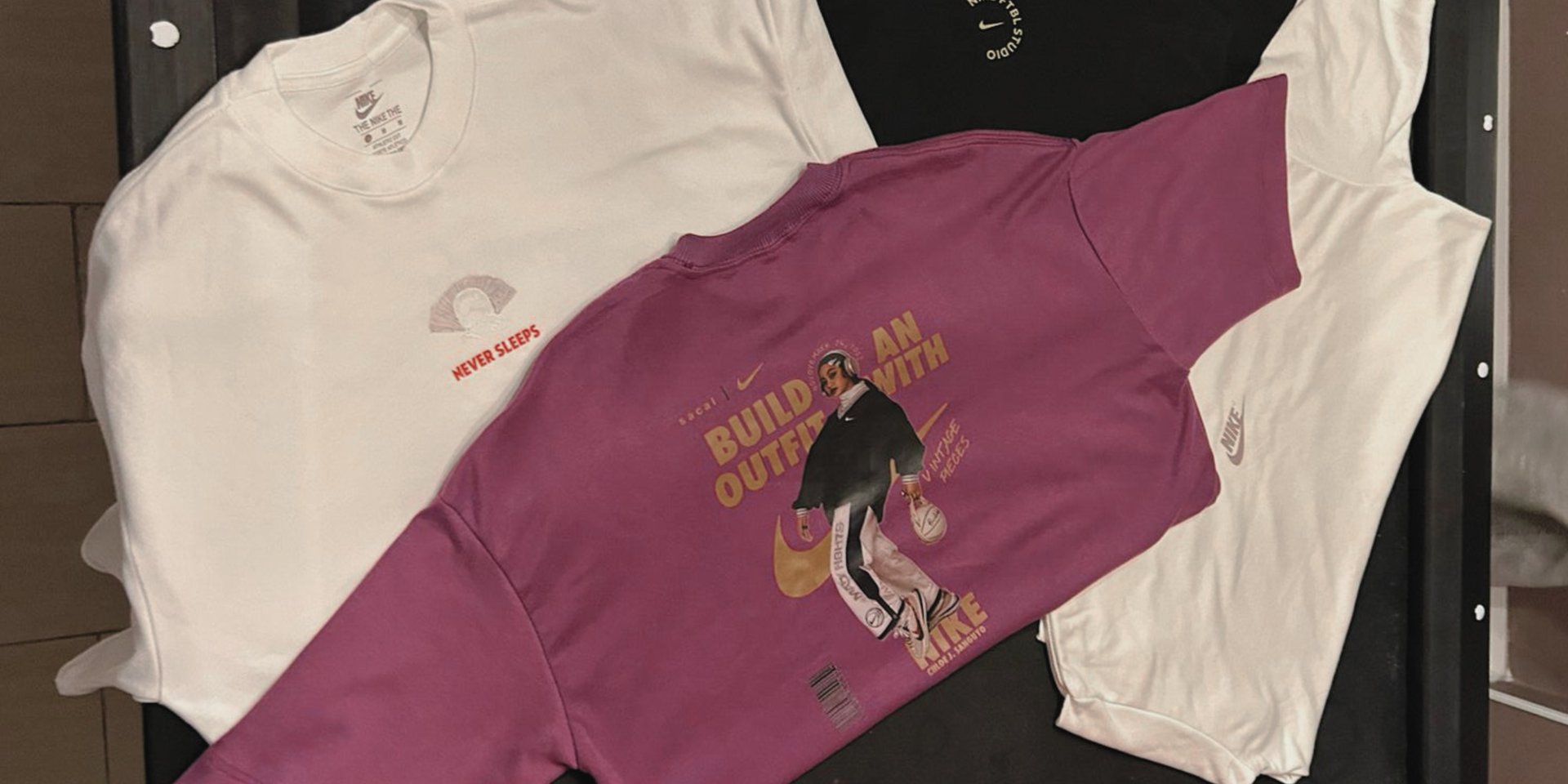 gray computer monitor