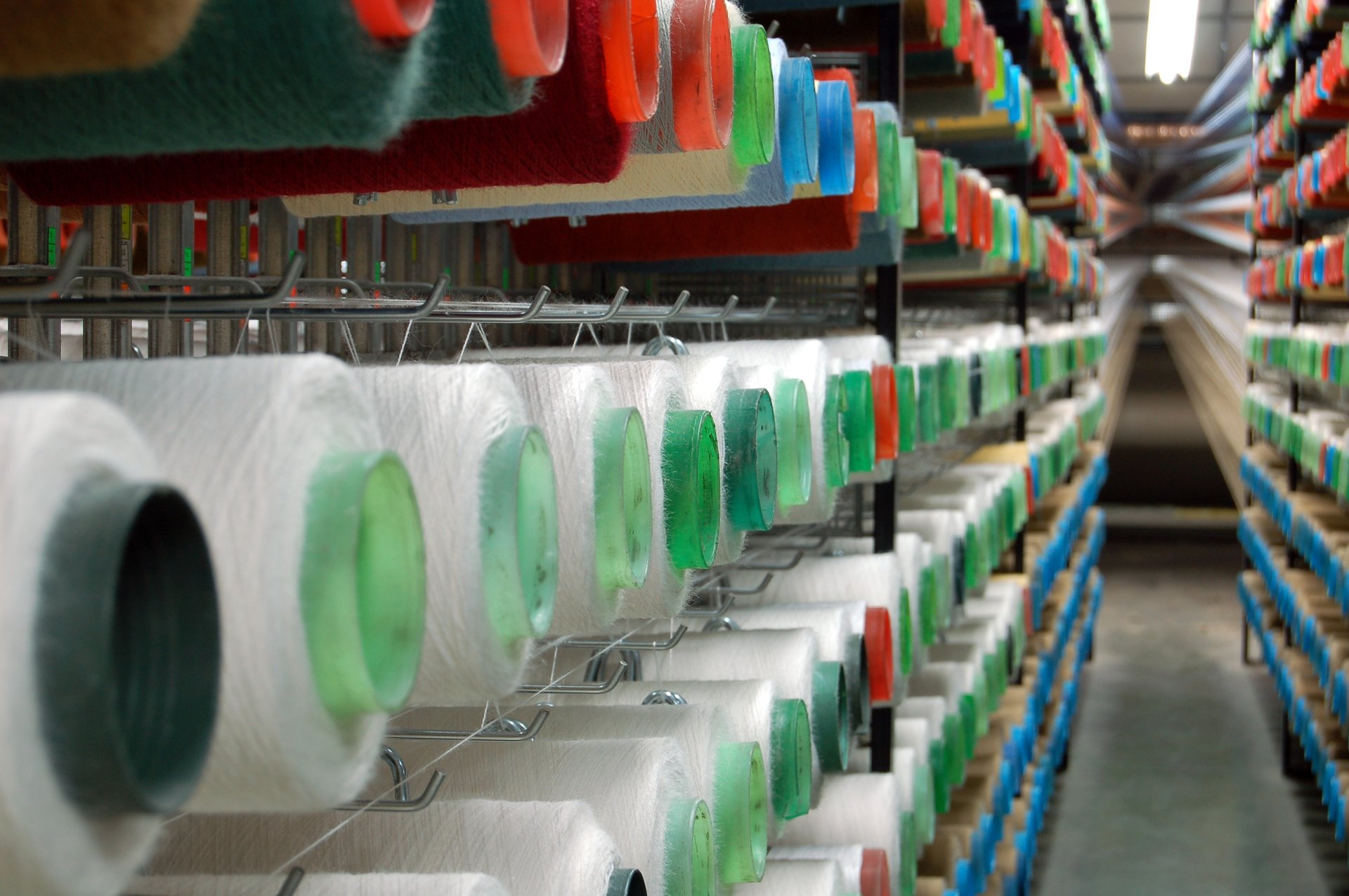 black and white bed linen