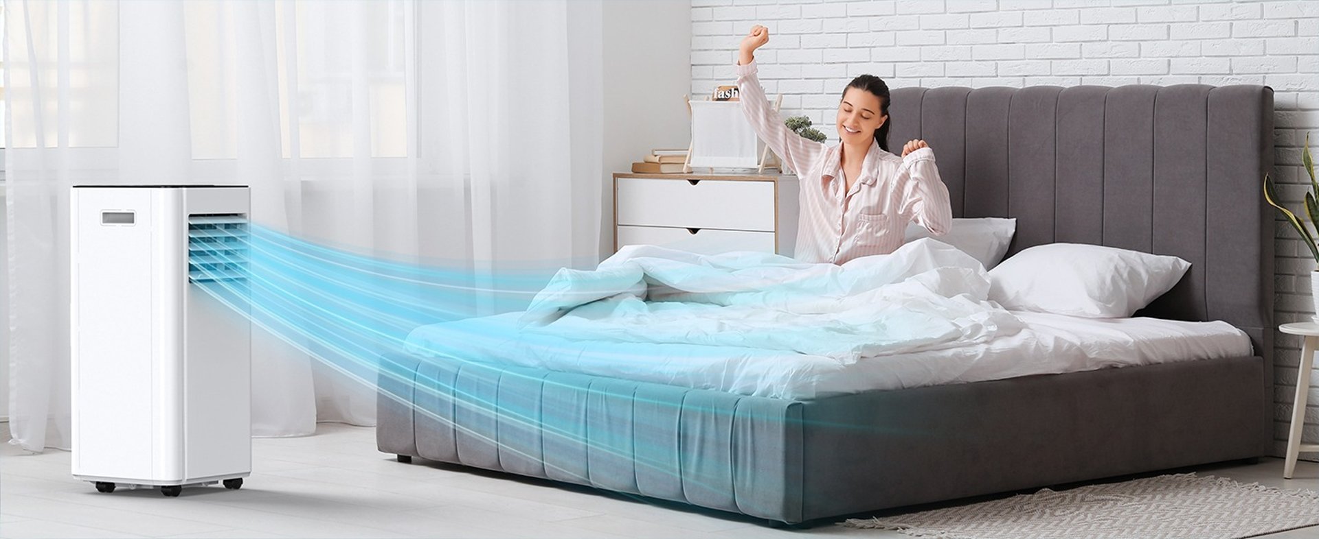 black and white bed linen