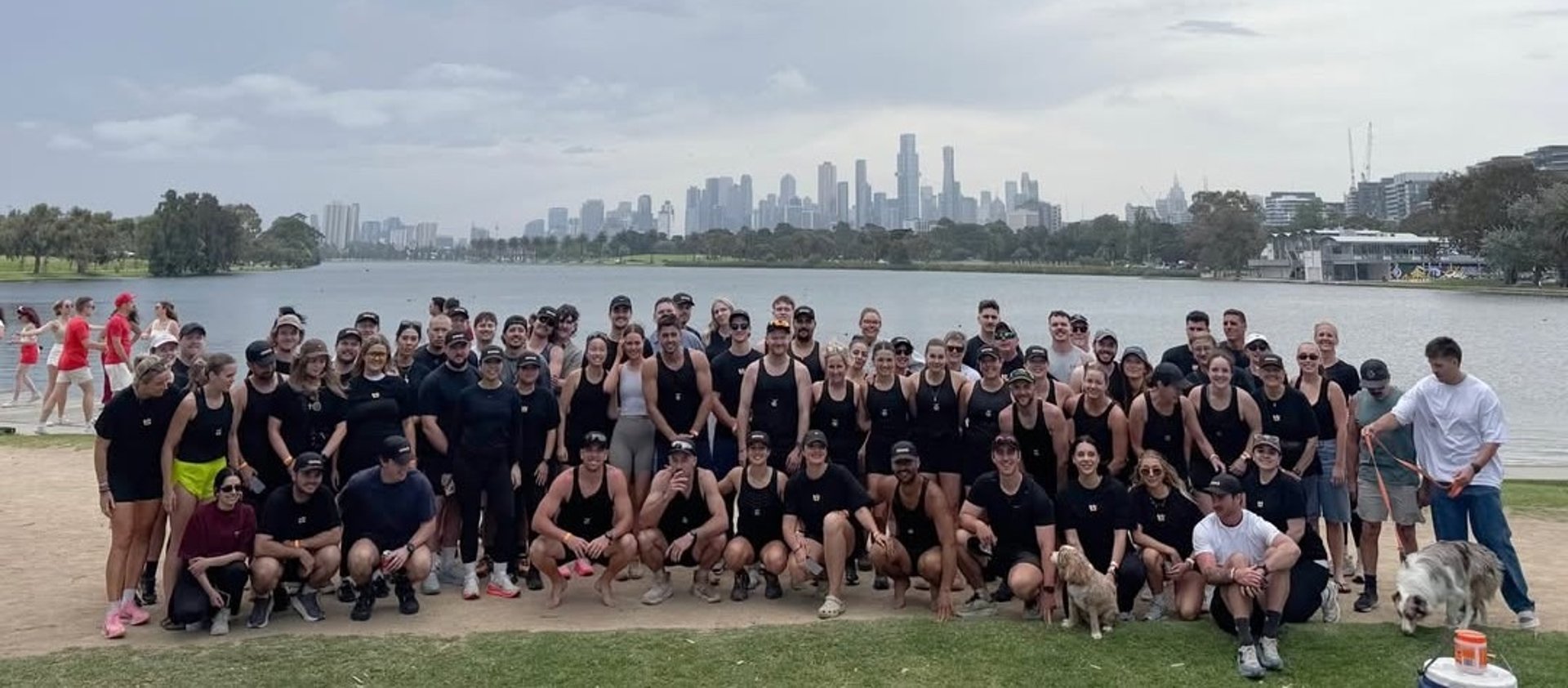 black and white bed linen