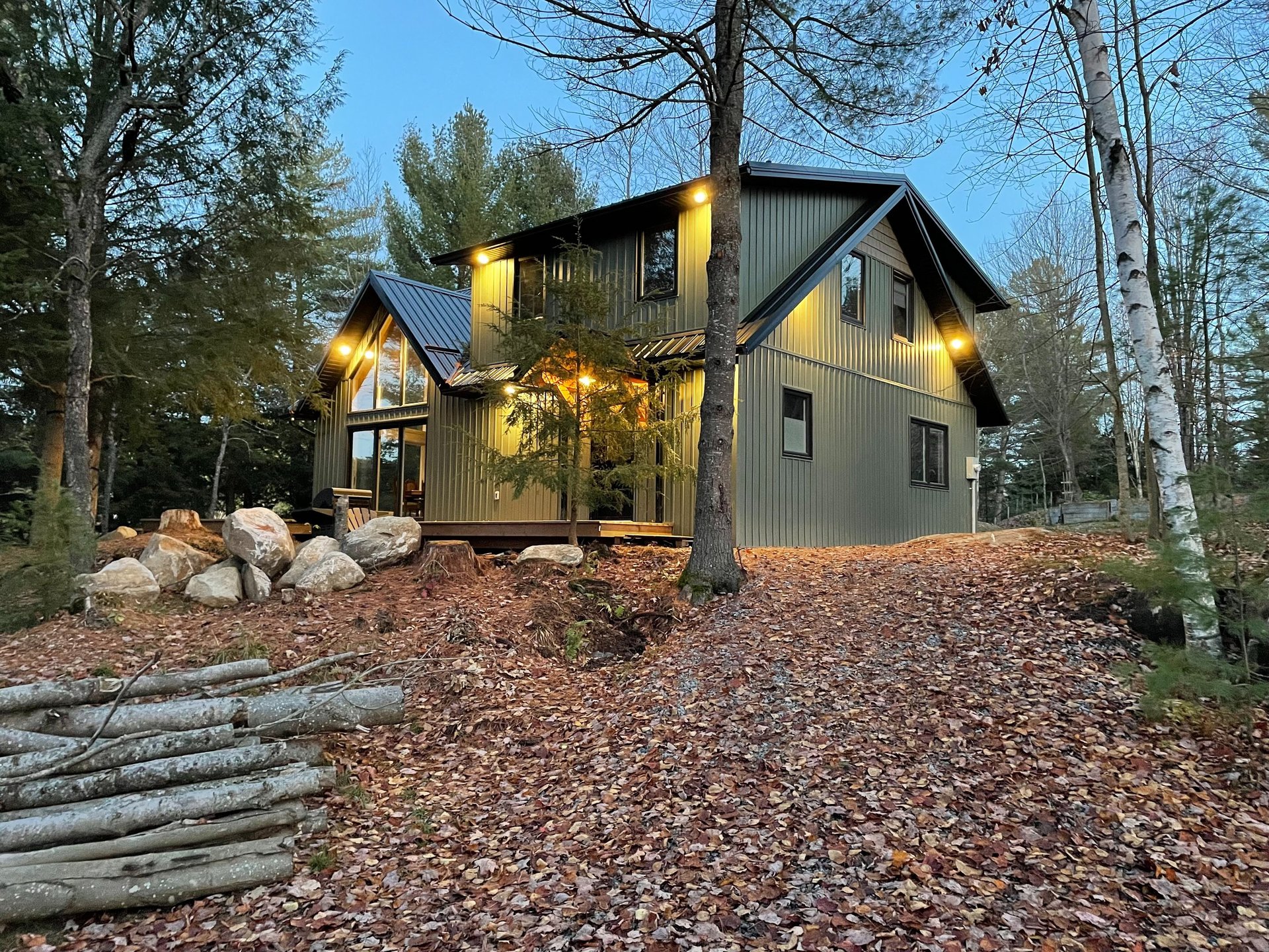 black and brown leather padded tub sofa