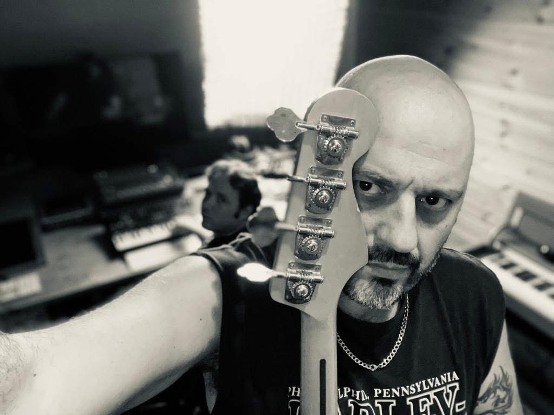 black and white bed linen