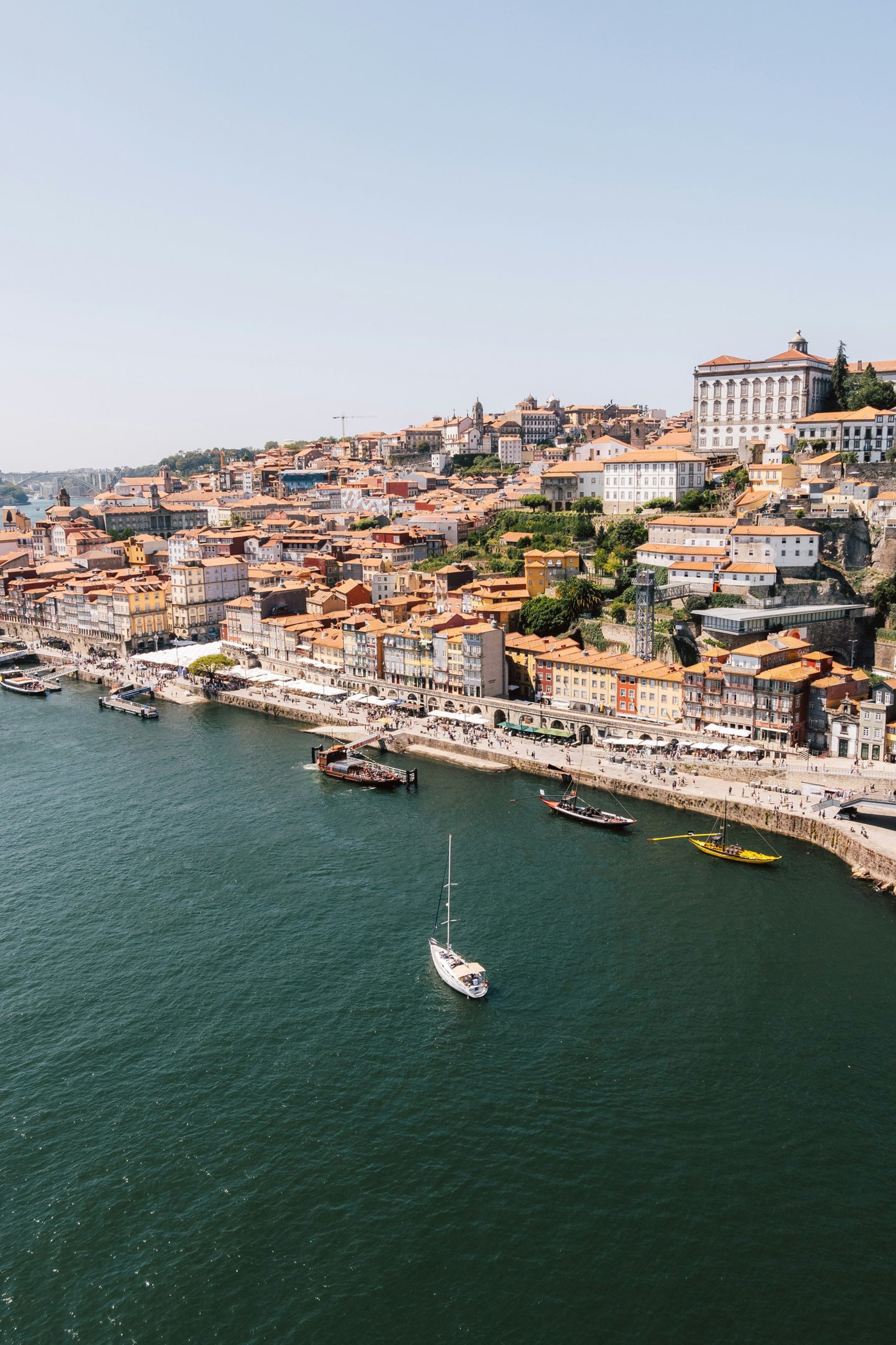 black and brown leather padded tub sofa