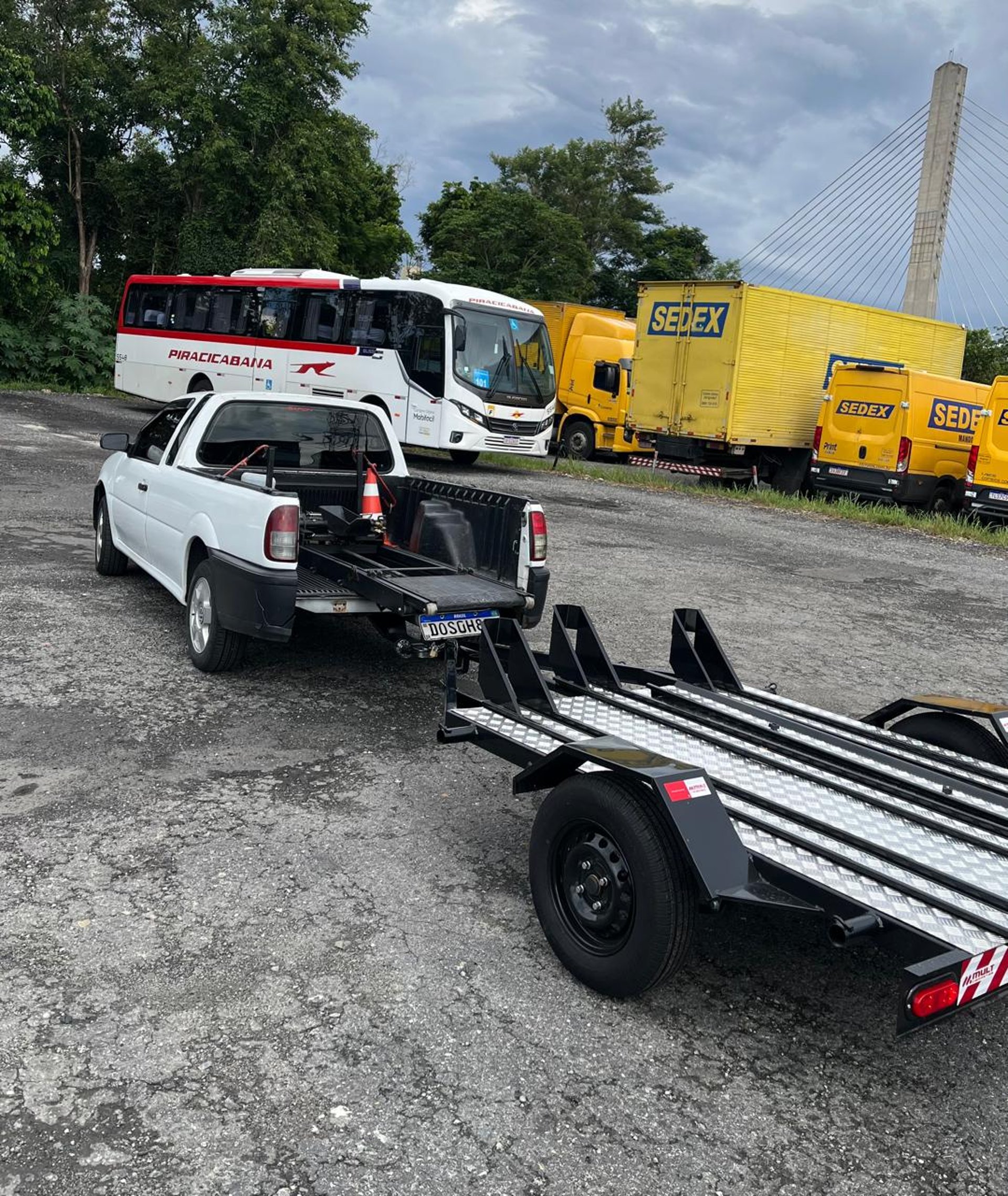 black and brown leather padded tub sofa