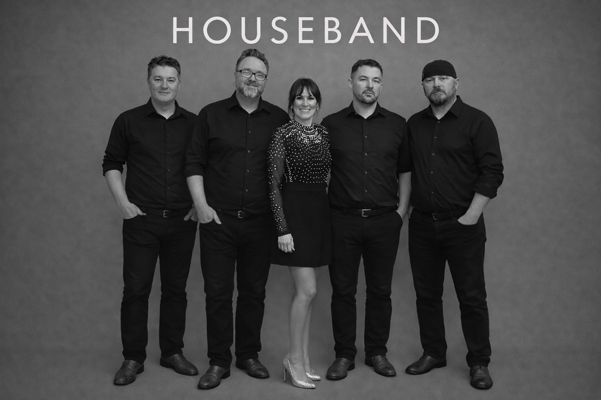 black and white bed linen