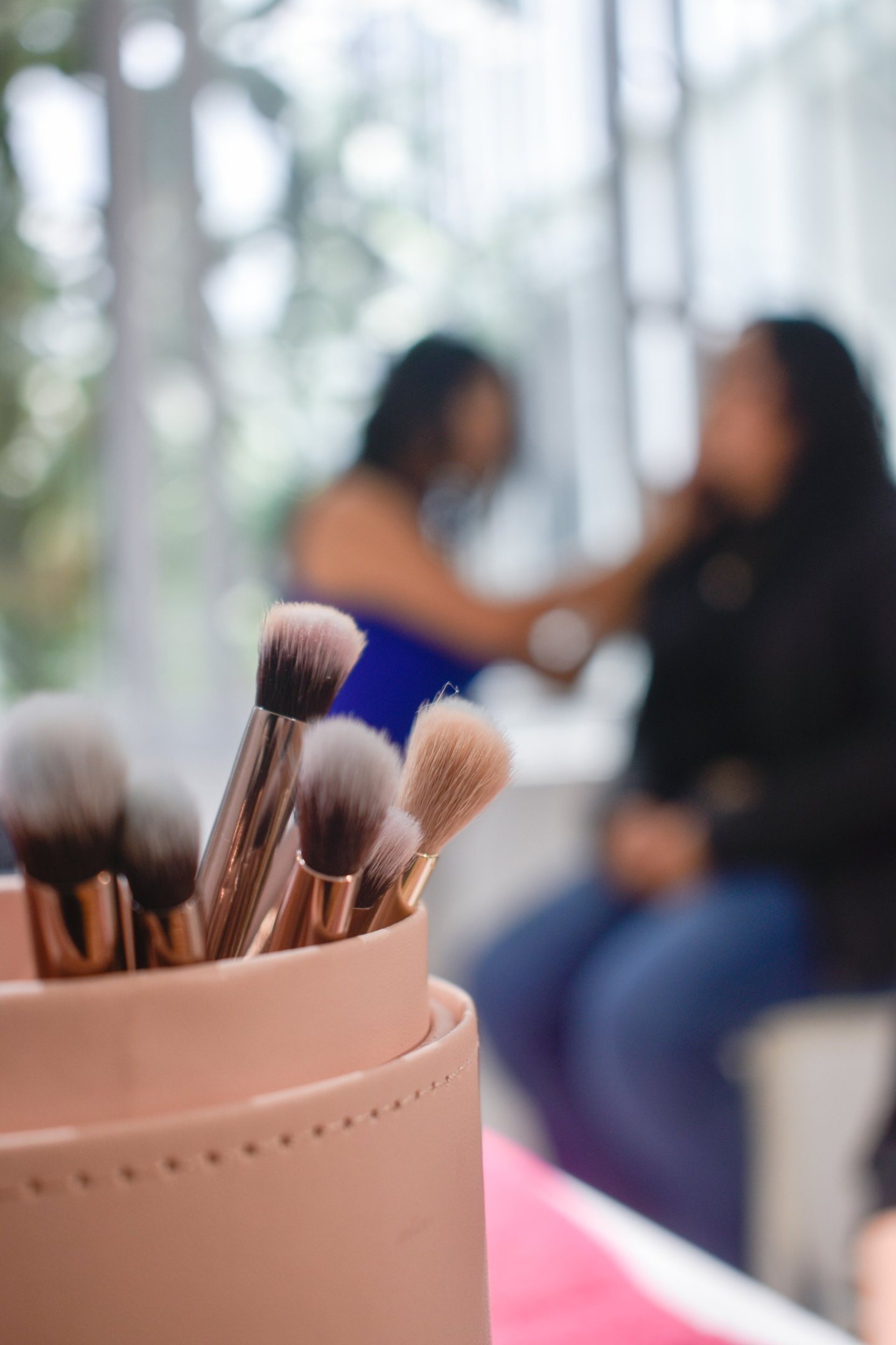 black and white bed linen