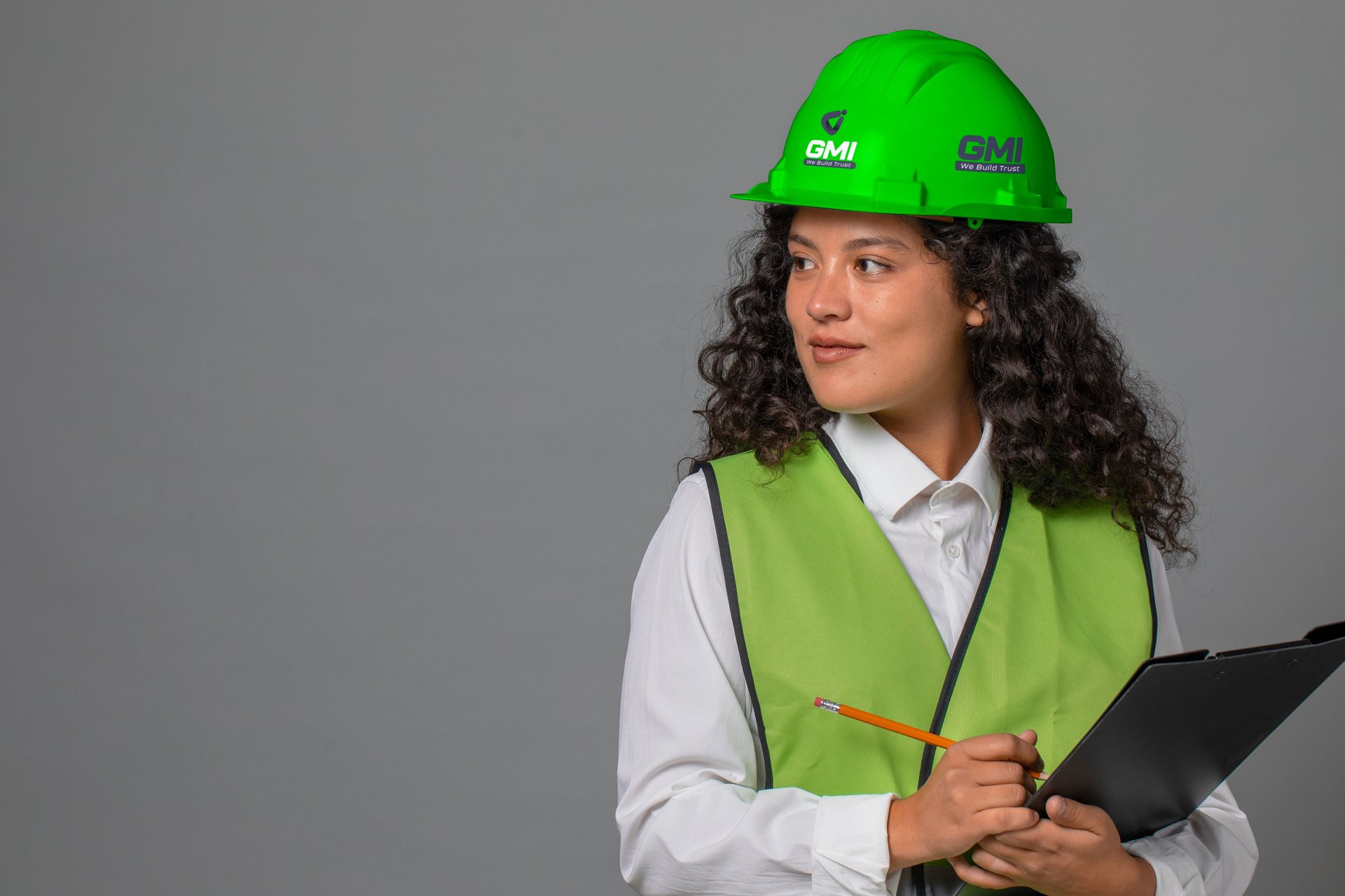 person wearing grey knit sweater