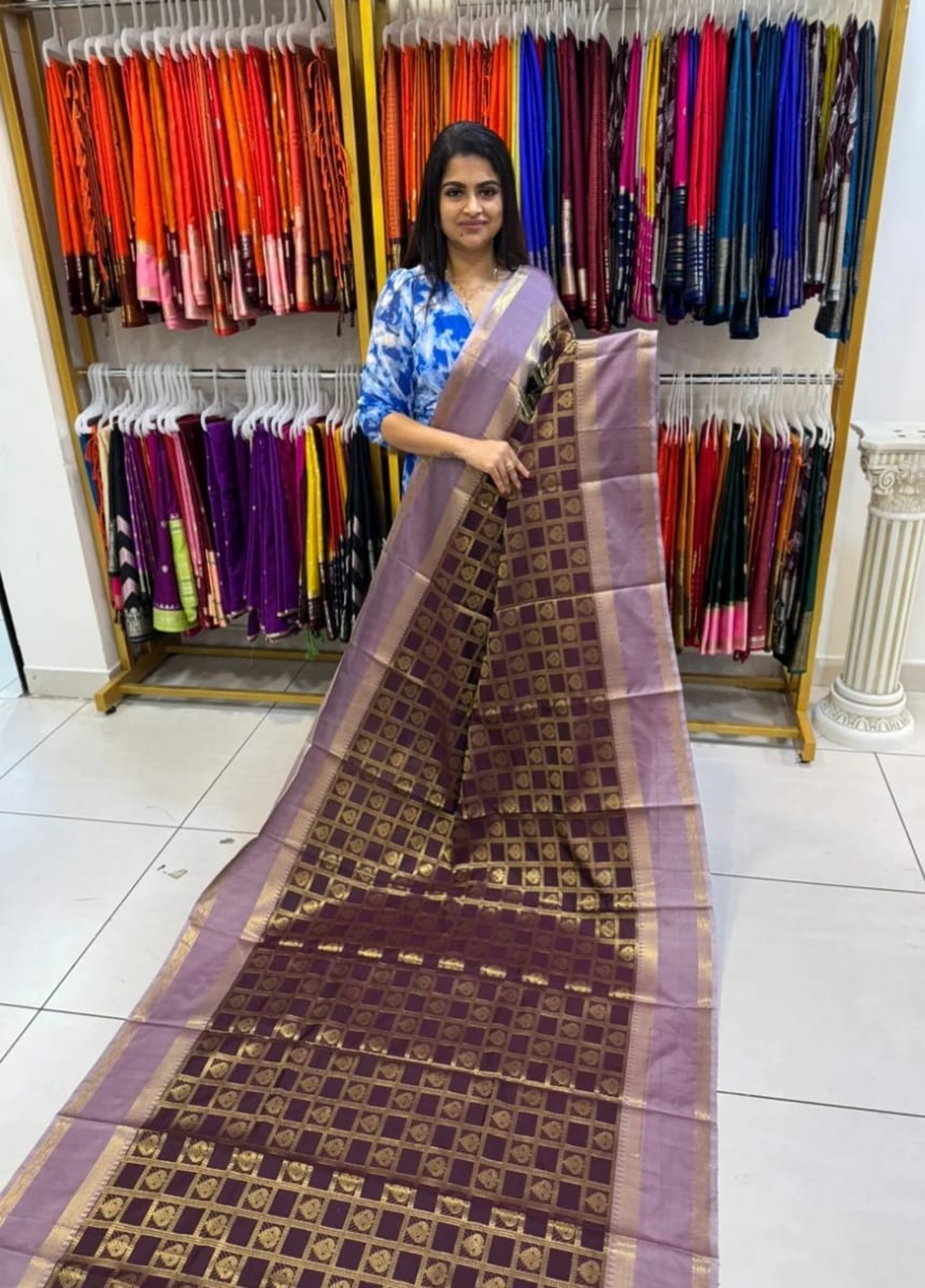 black and white bed linen