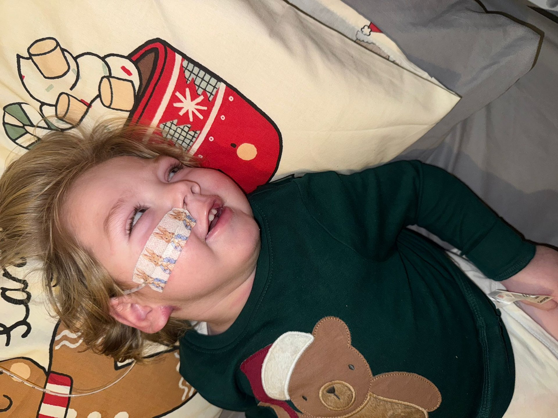 gray computer monitor