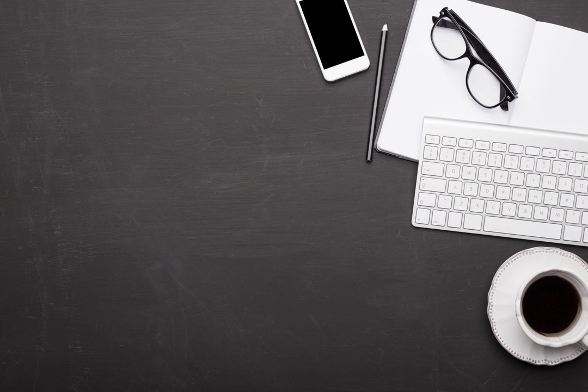 gray computer monitor