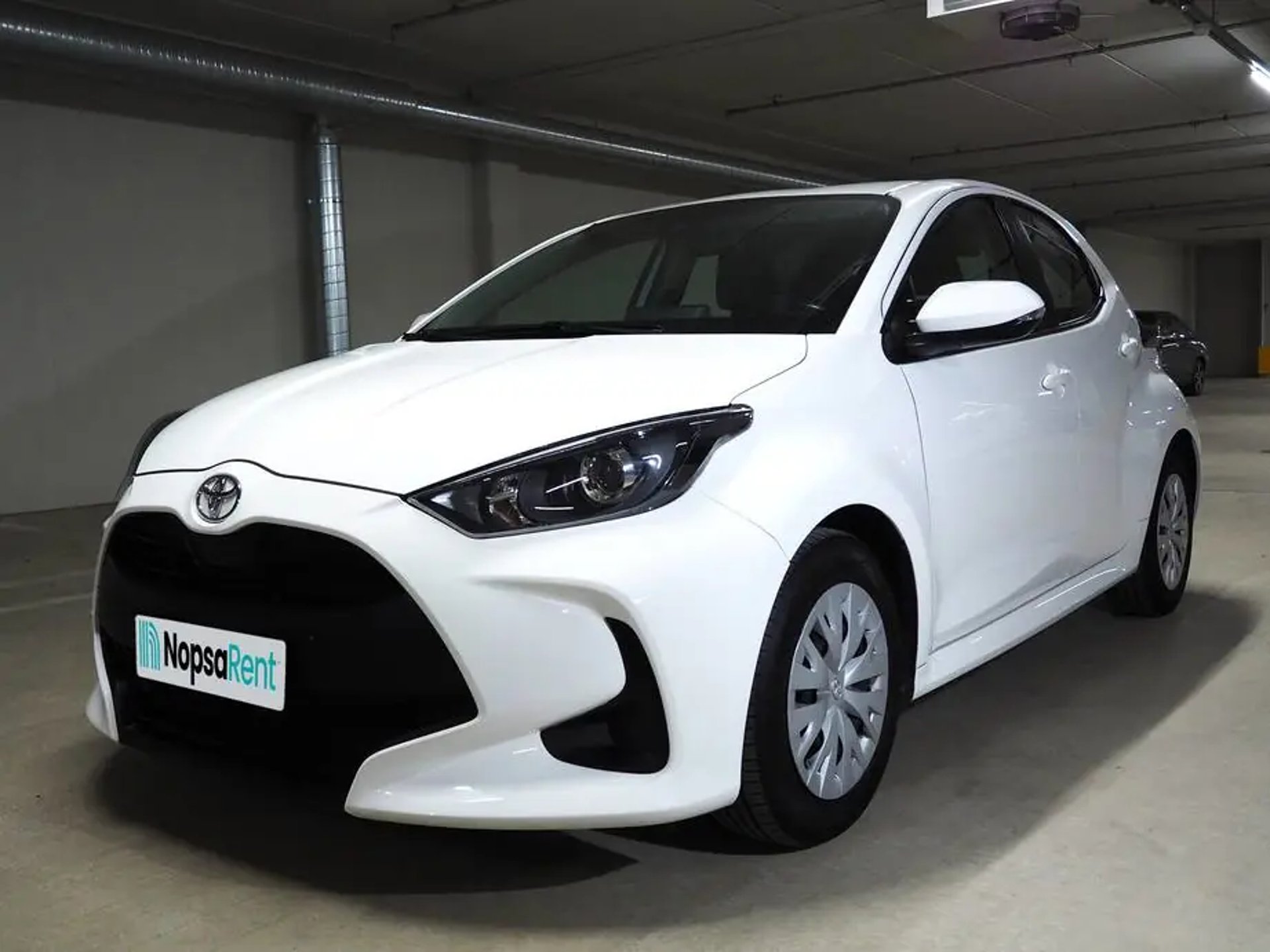 Toyota Yaris, henkilöautot alkaen 8€/h, 19€/pv Helppo varaus ja avaimeton käyttö puhelimella.
