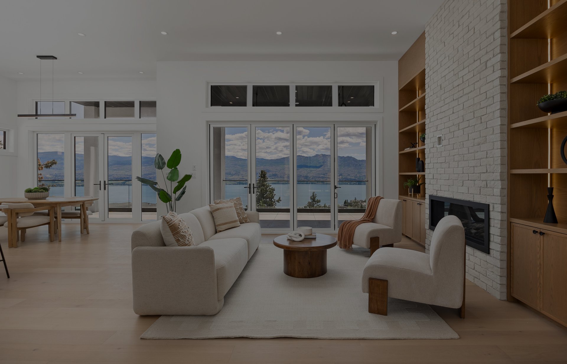 black and white bed linen