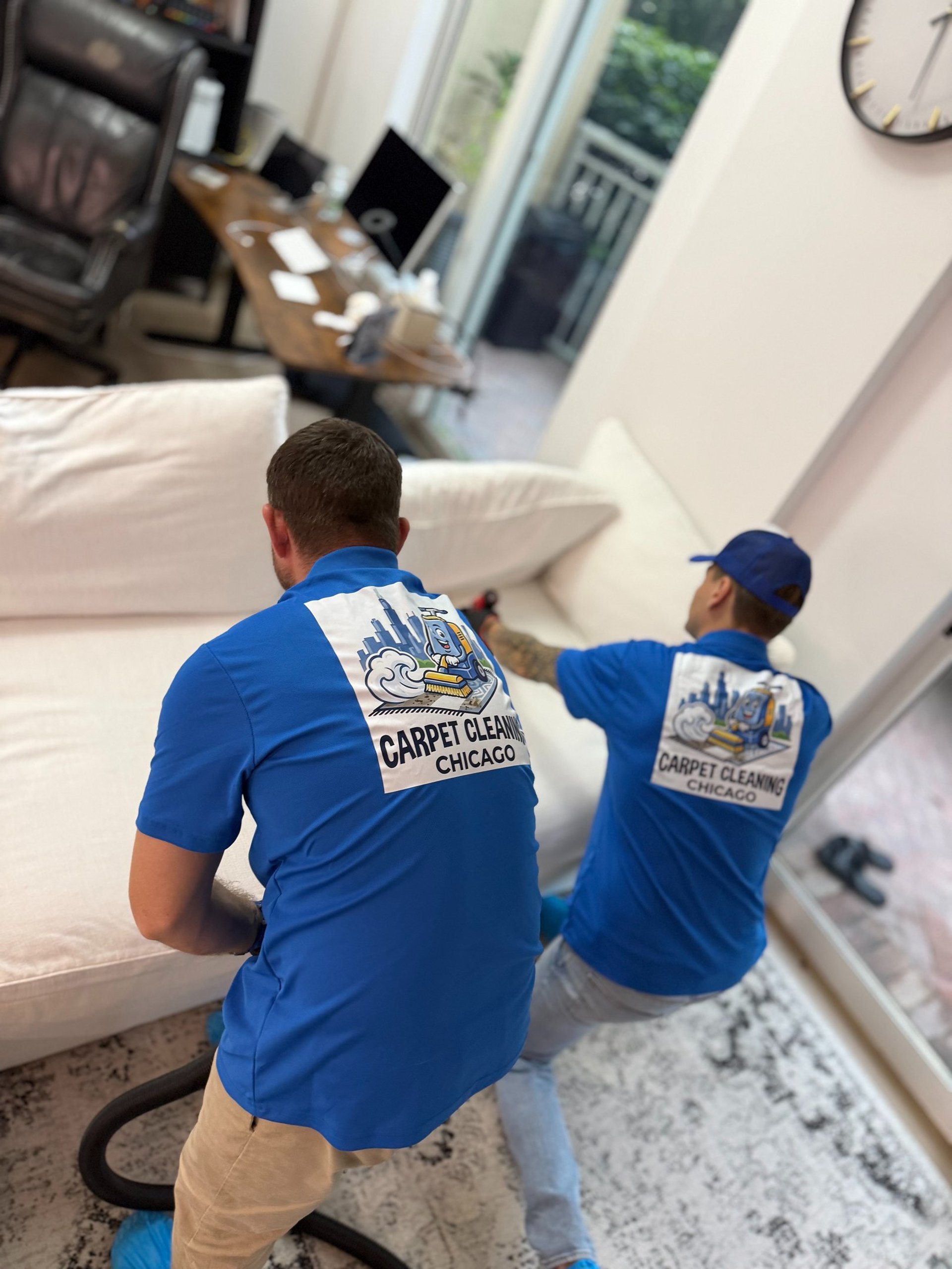 an abstract photo of a curved building with a blue sky in the background