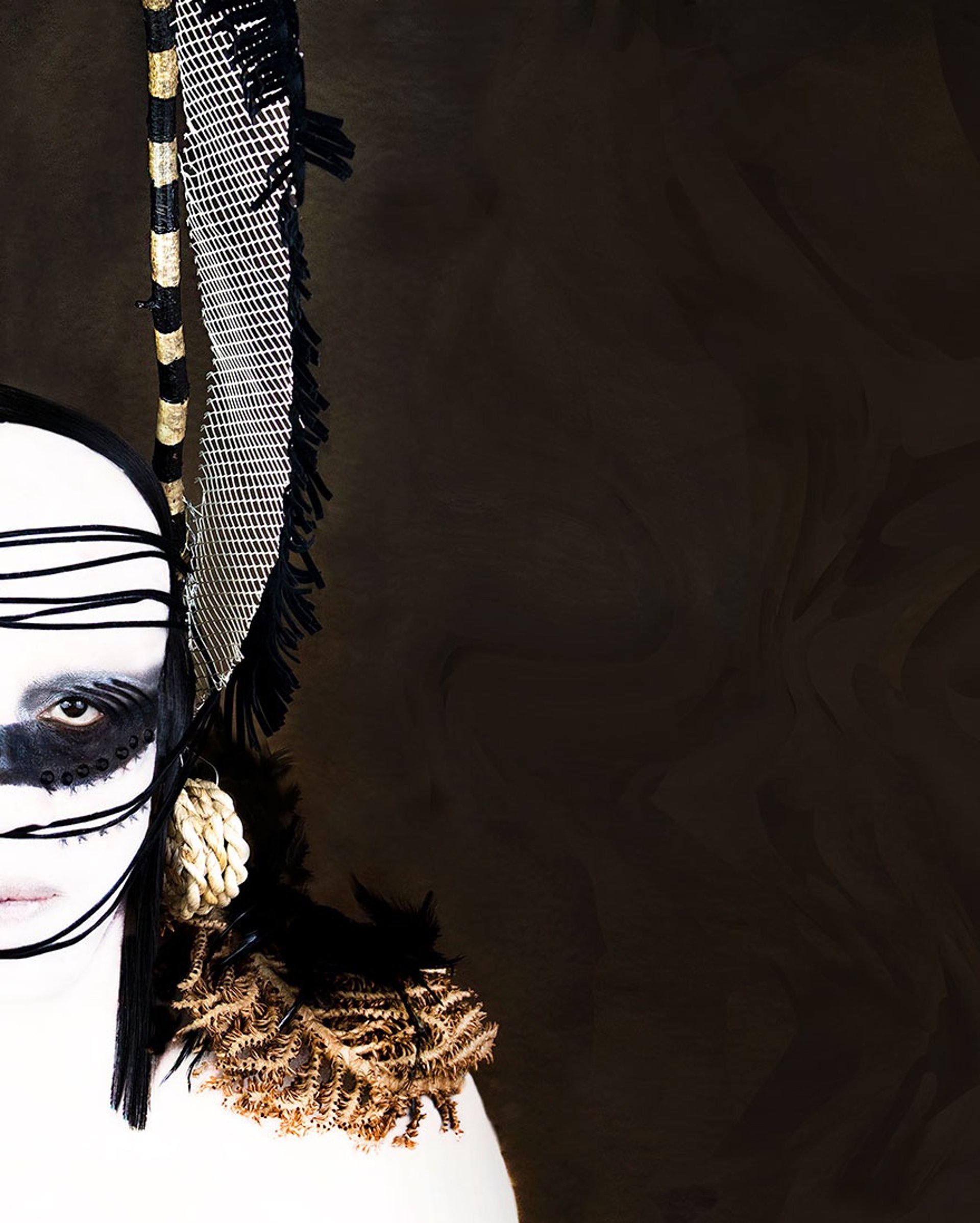 black and white bed linen