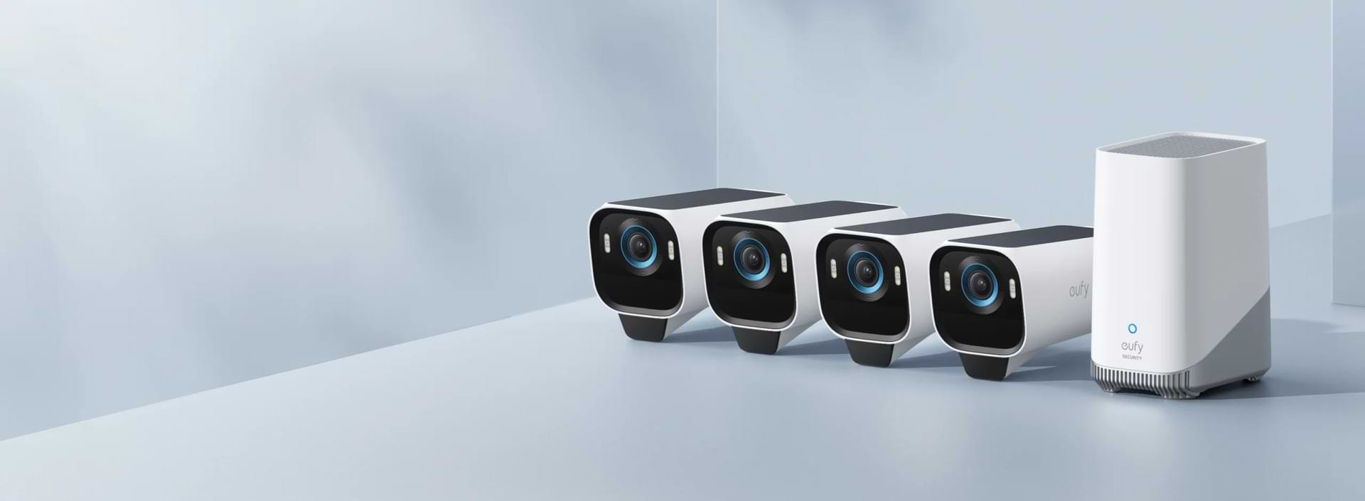 Equipo de c'amaras de seguridad de ARGOTECH listas para su instalaci'on en una PYME