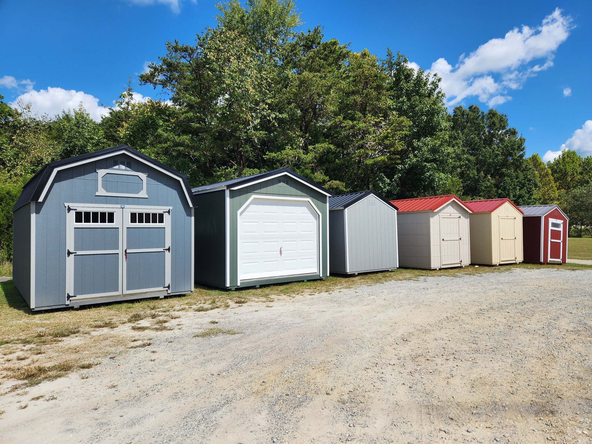 Farmville sheds showing variety of buildings on lot