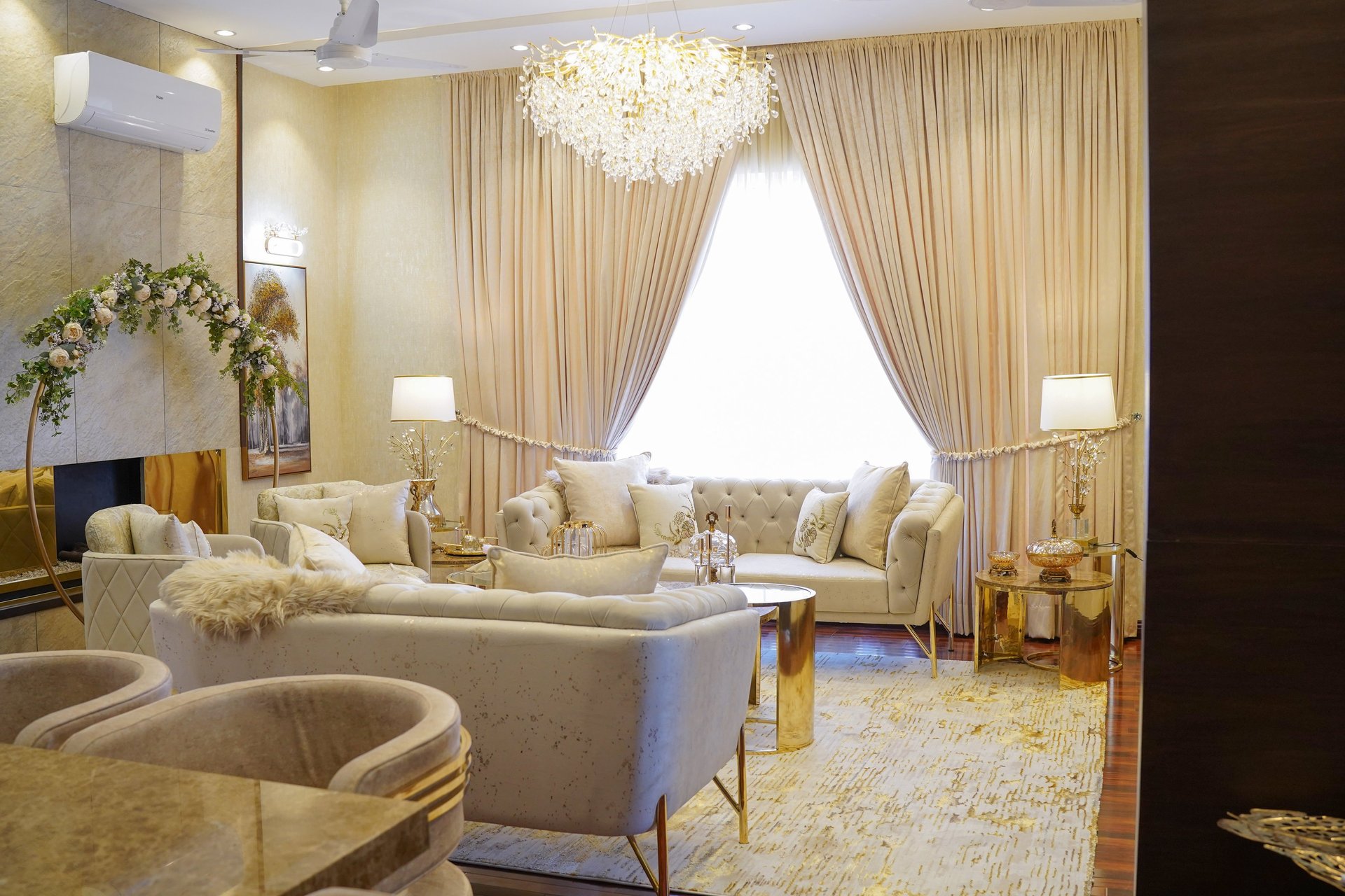 an abstract photo of a curved building with a blue sky in the background