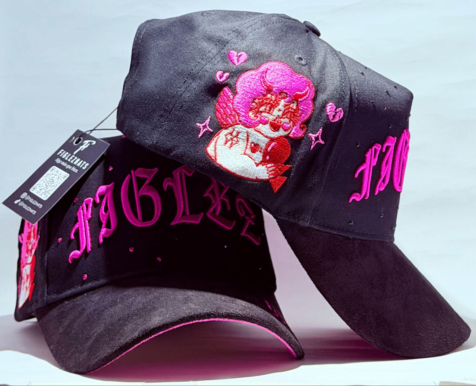 black and white bed linen