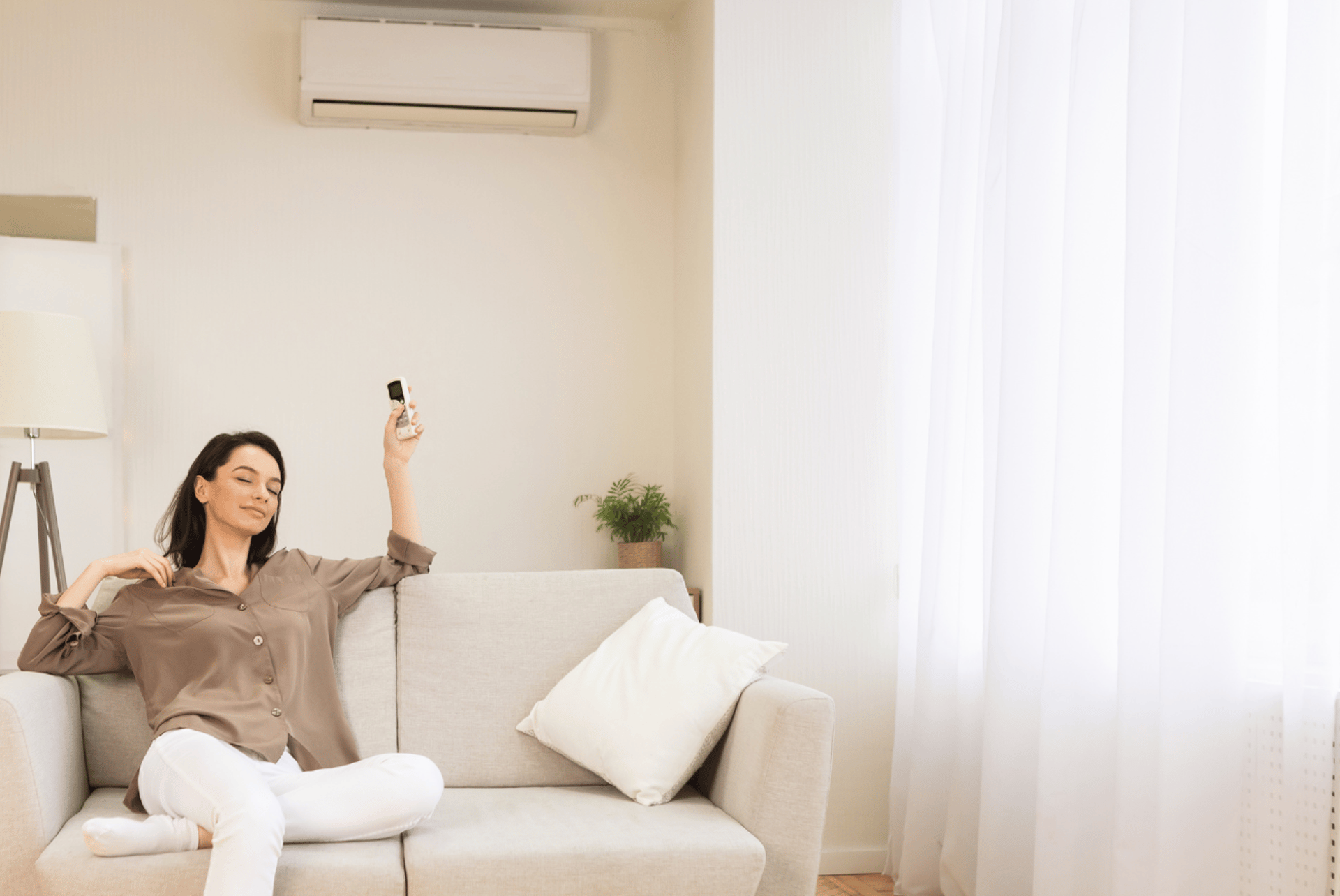 an abstract photo of a curved building with a blue sky in the background
