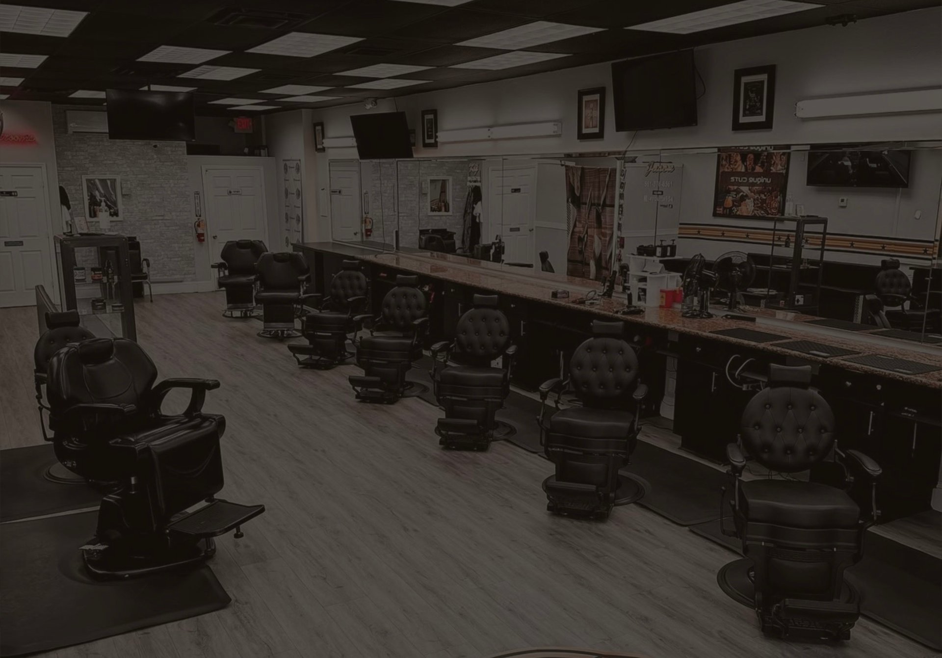 black and white bed linen