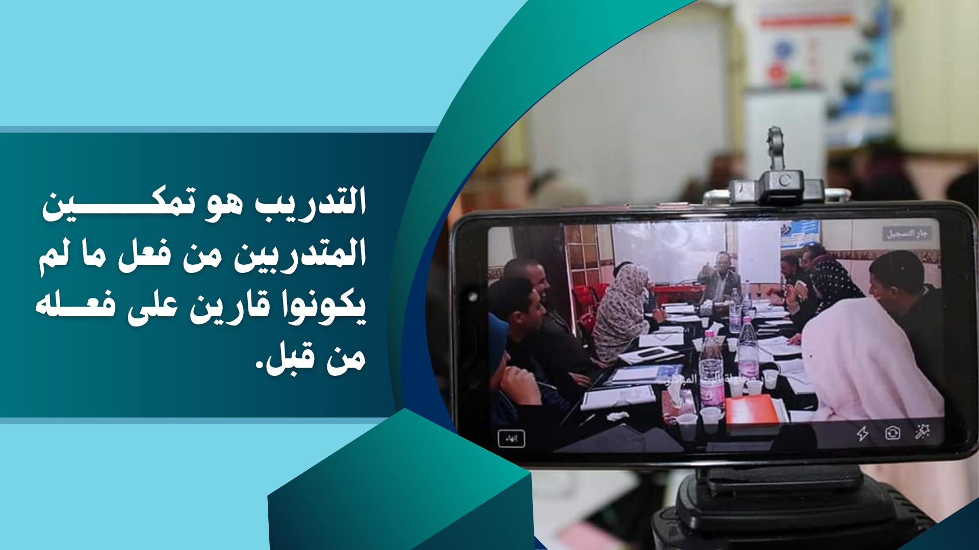 gray computer monitor