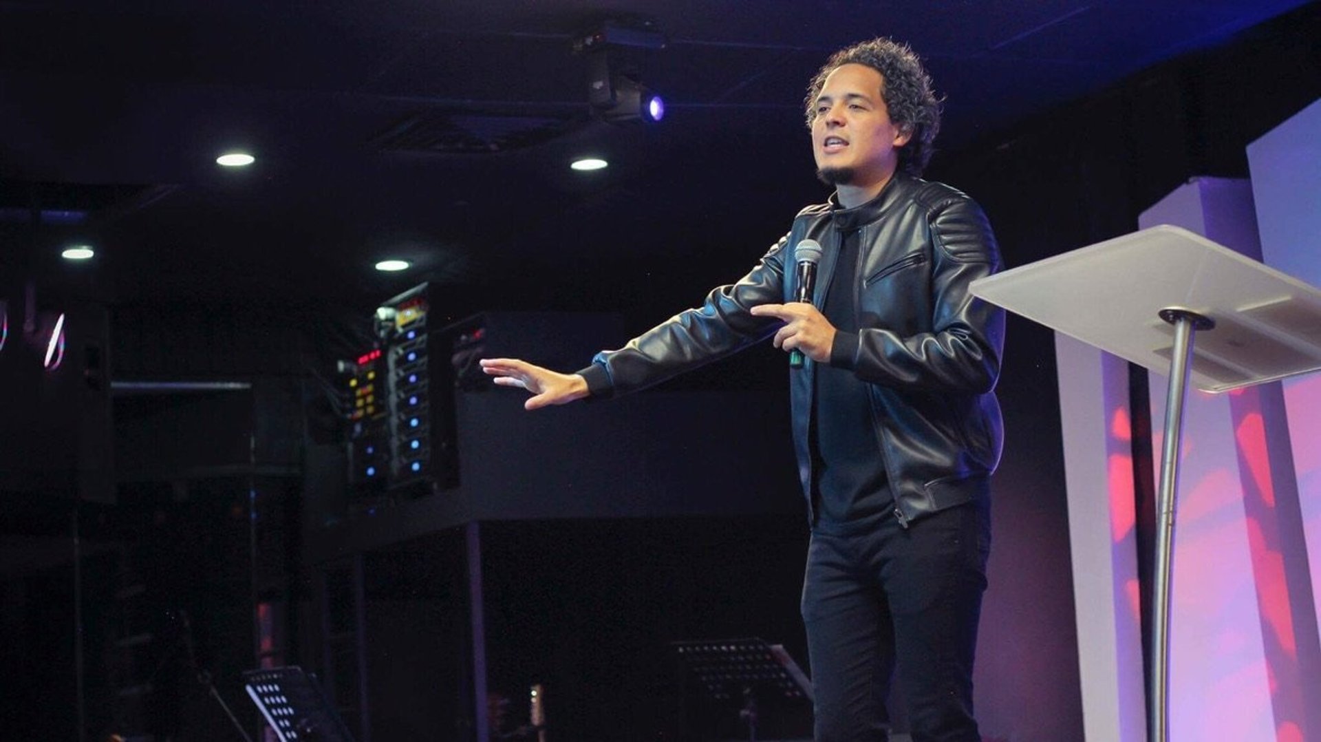 black and brown leather padded tub sofa