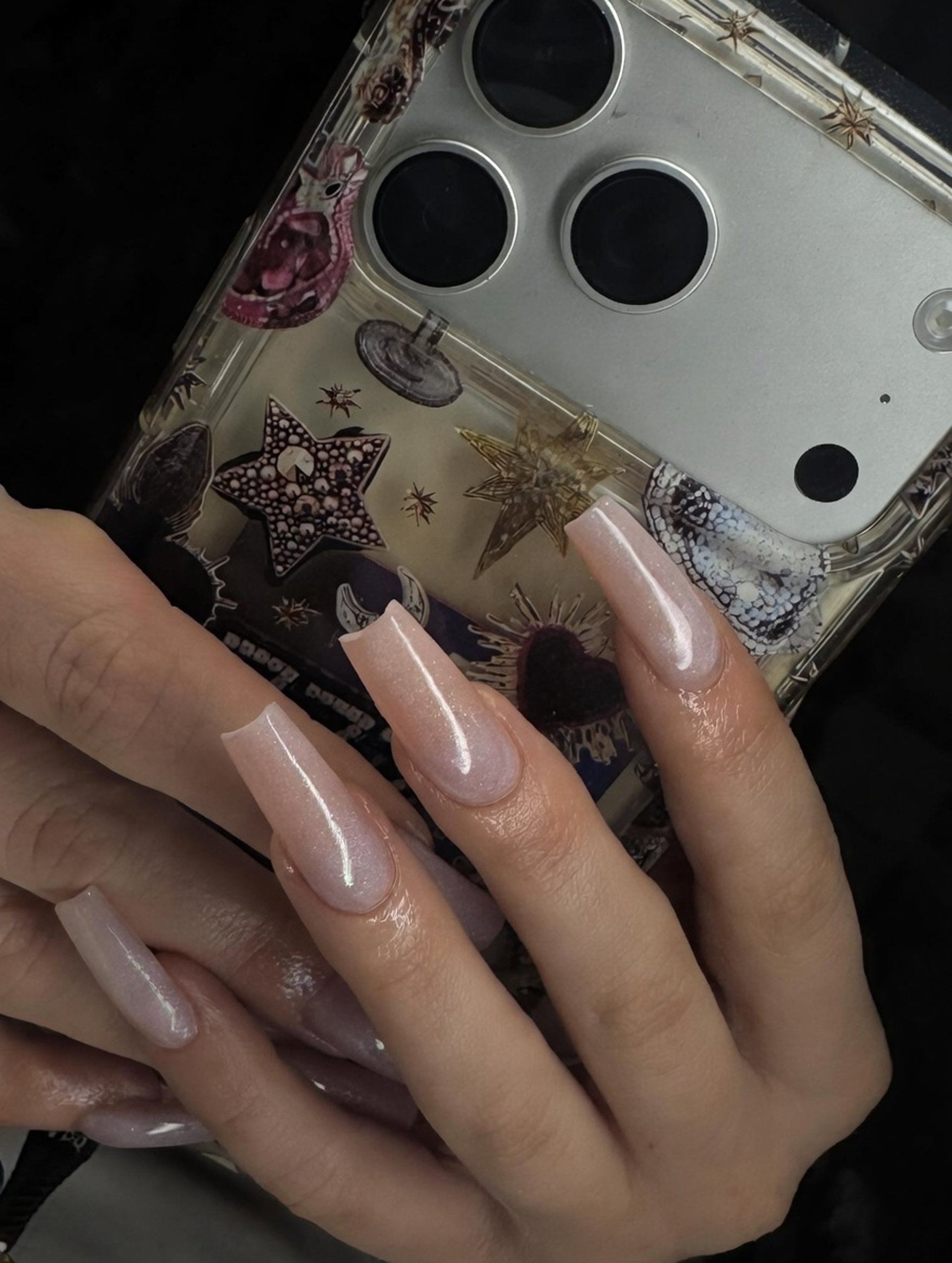 black and white bed linen