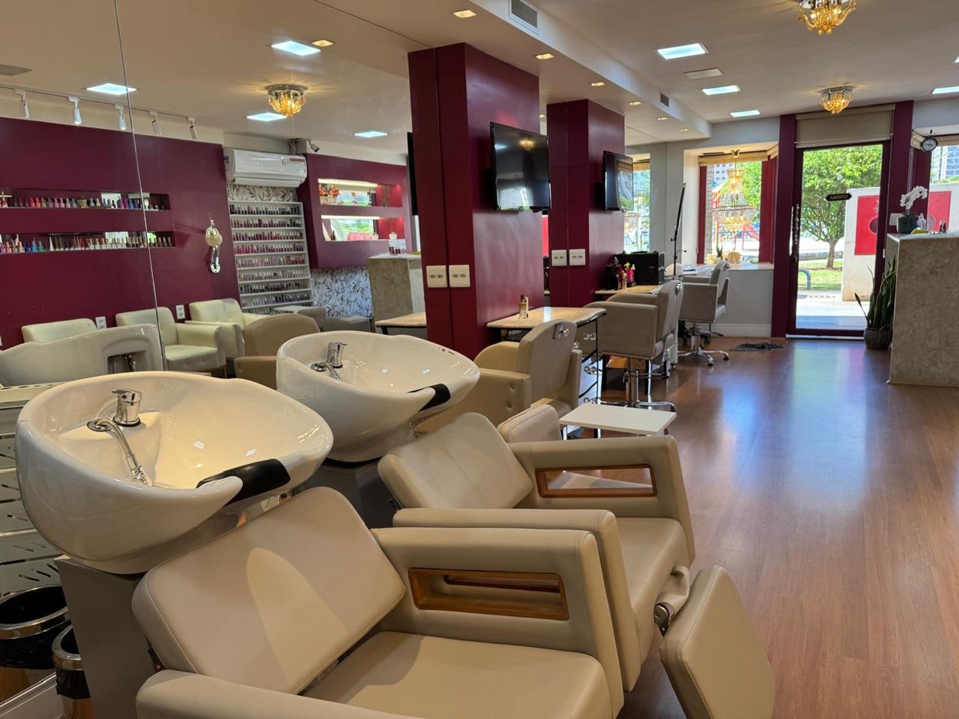 black and brown leather padded tub sofa